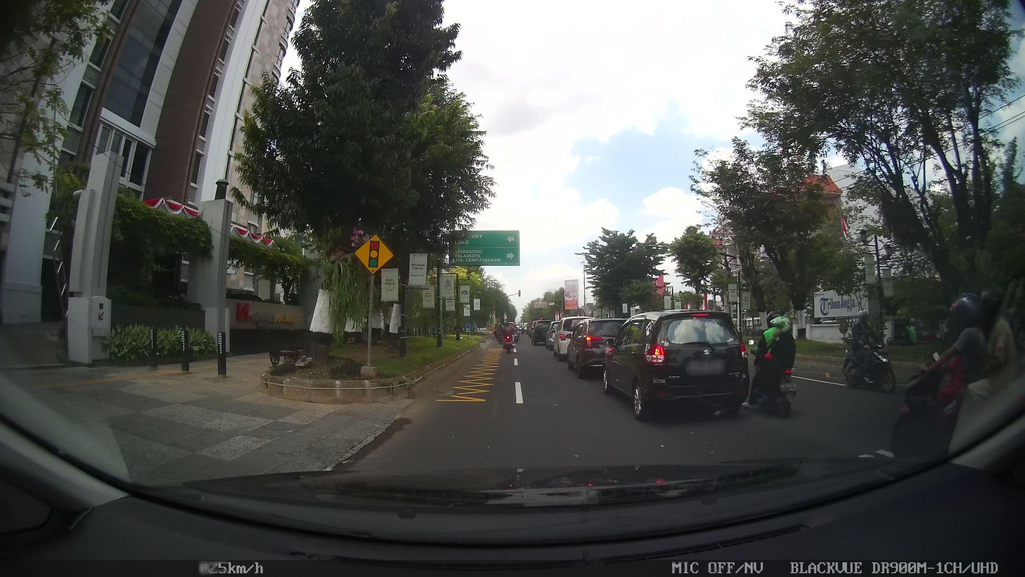 Street view near Swiming Pool Swiss-Belboutique, Yogyakarta — © kaart_2 (CC BY-SA · Mapillary)
