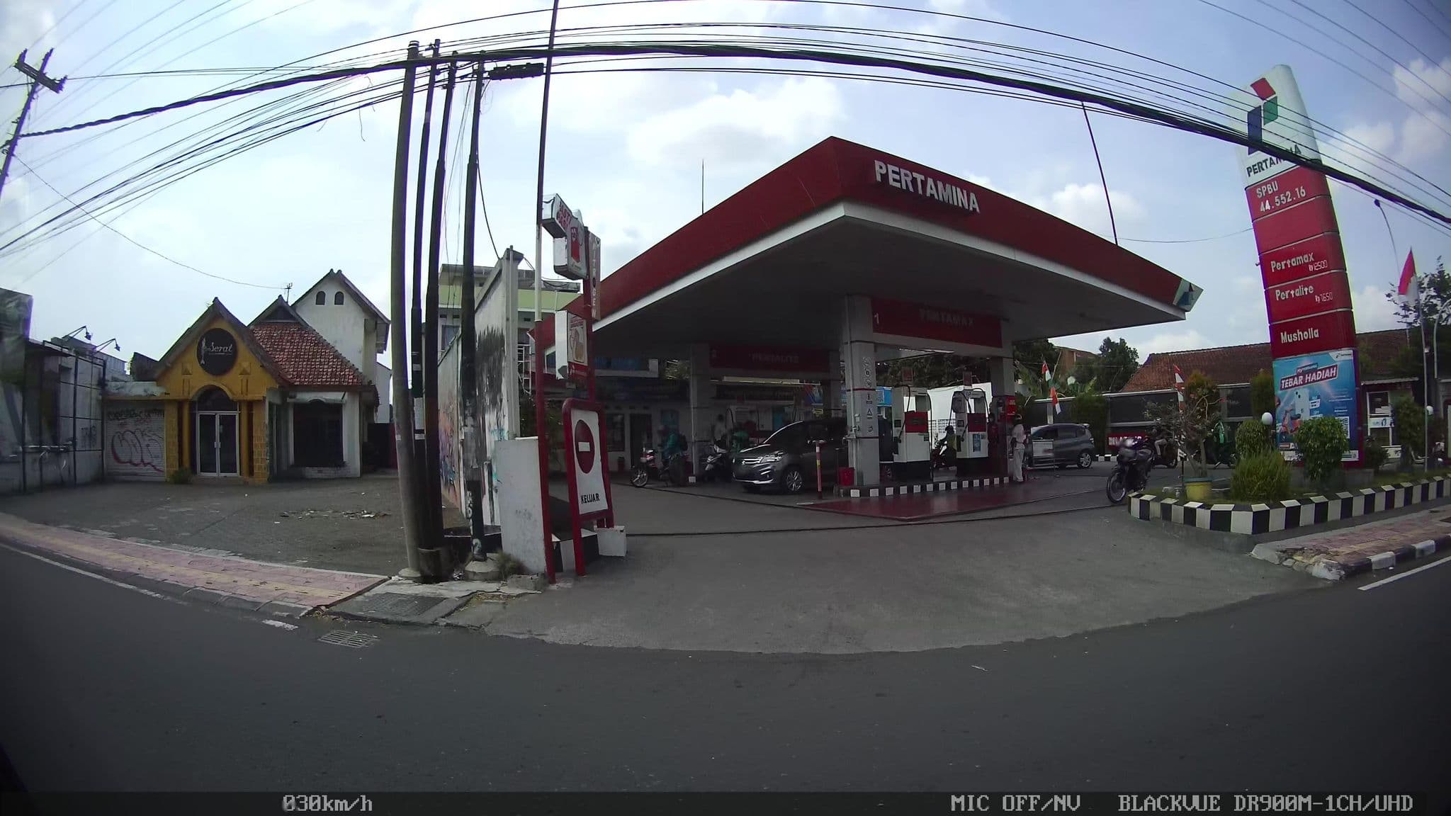 Street view near Hotel sala, Yogyakarta — © kaart5 (CC BY-SA · Mapillary)