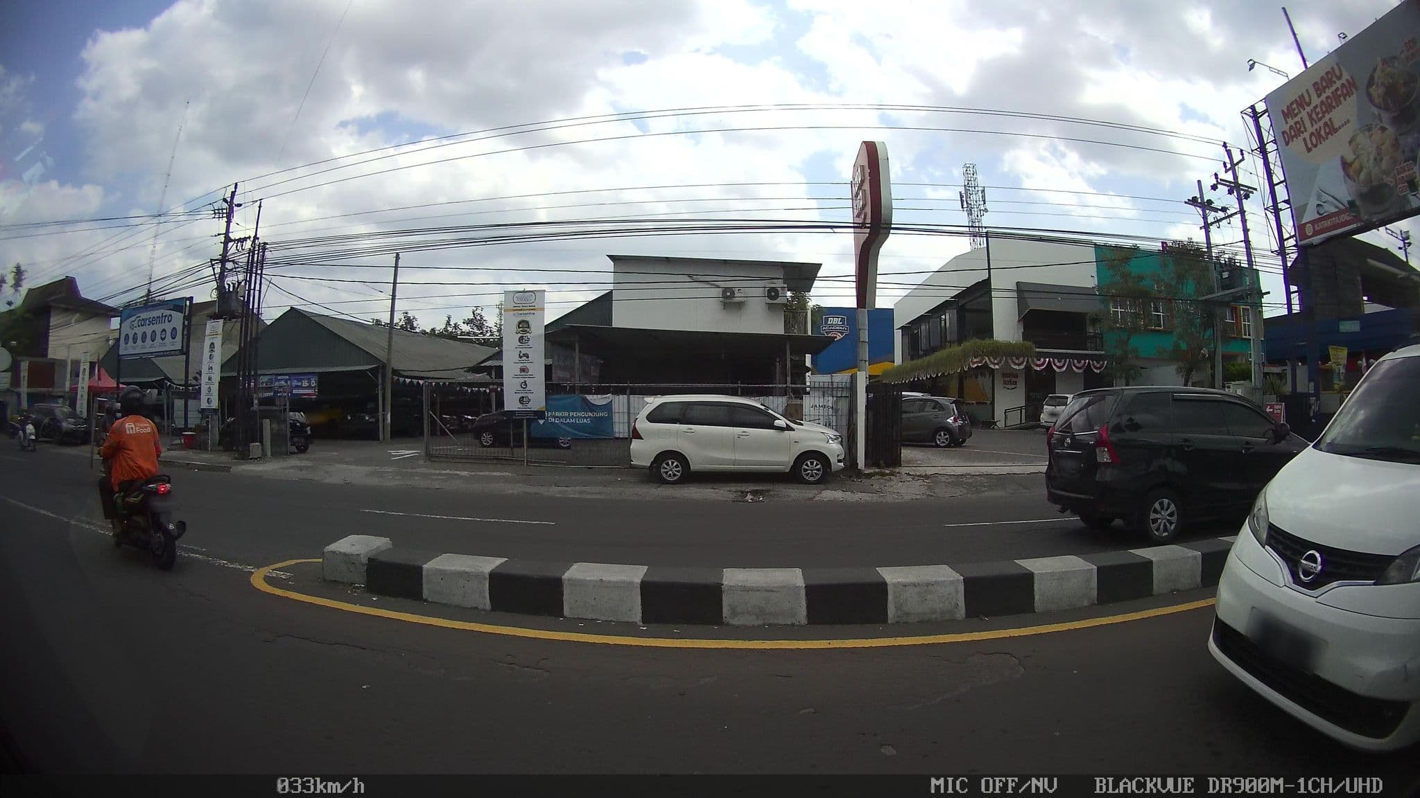 Street view near Namira Hotel Syari'ah, Melati — © kaart_2 (CC BY-SA · Mapillary)
