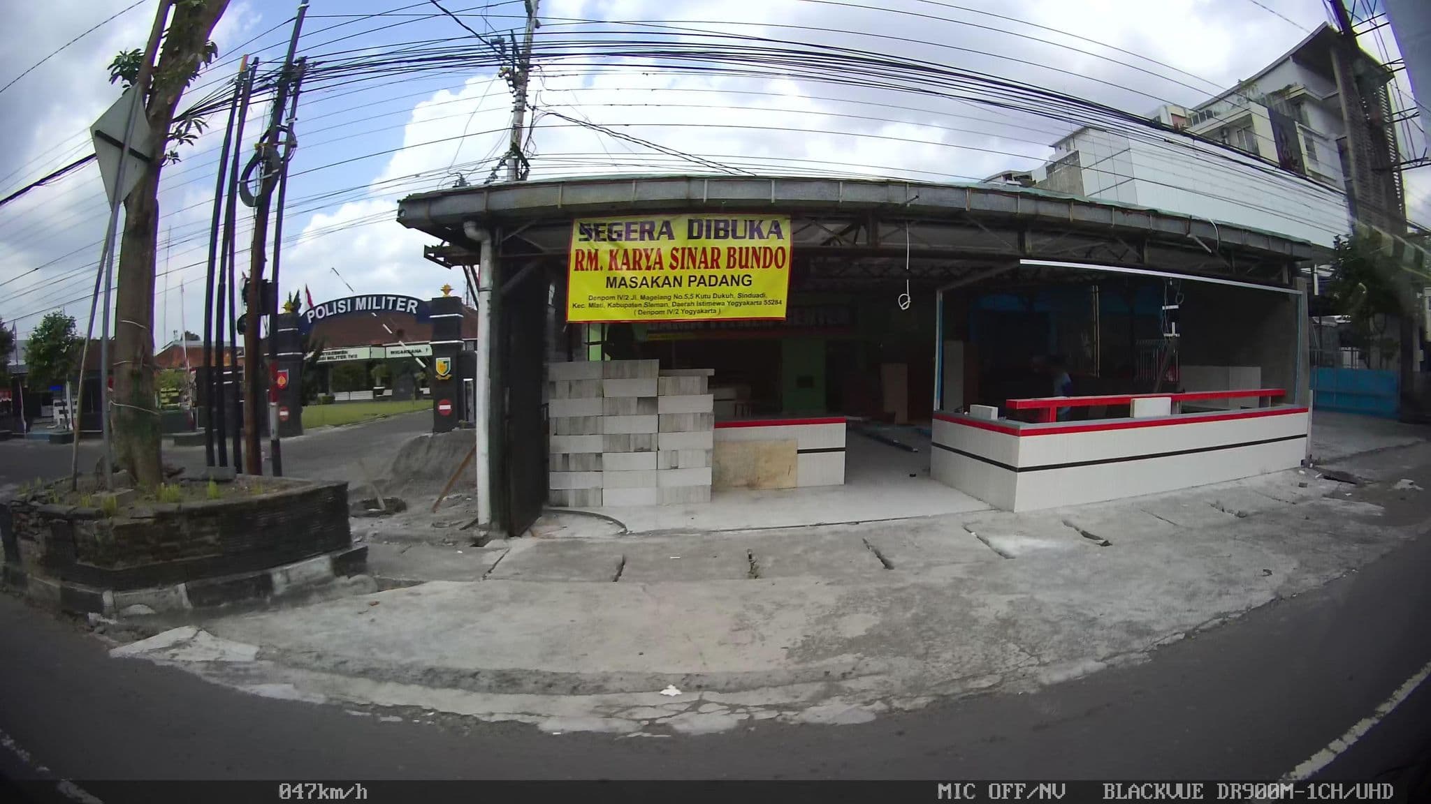 Street view near Crystal Lotus Hotel, Melati — © kaart_1 (CC BY-SA · Mapillary)