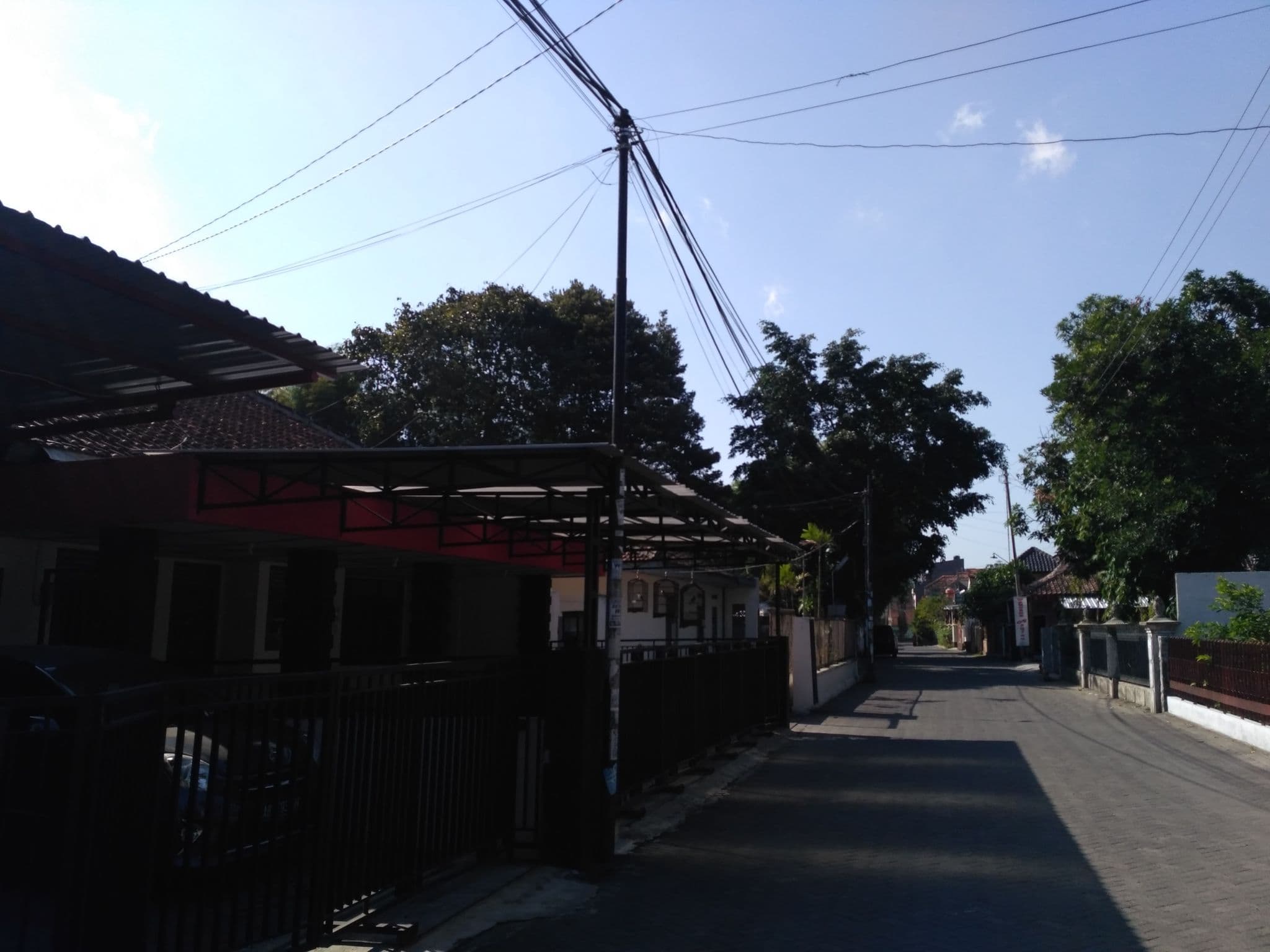Street view near Wisma Bougenfile, Melati — © dina_permata (CC BY-SA · Mapillary)