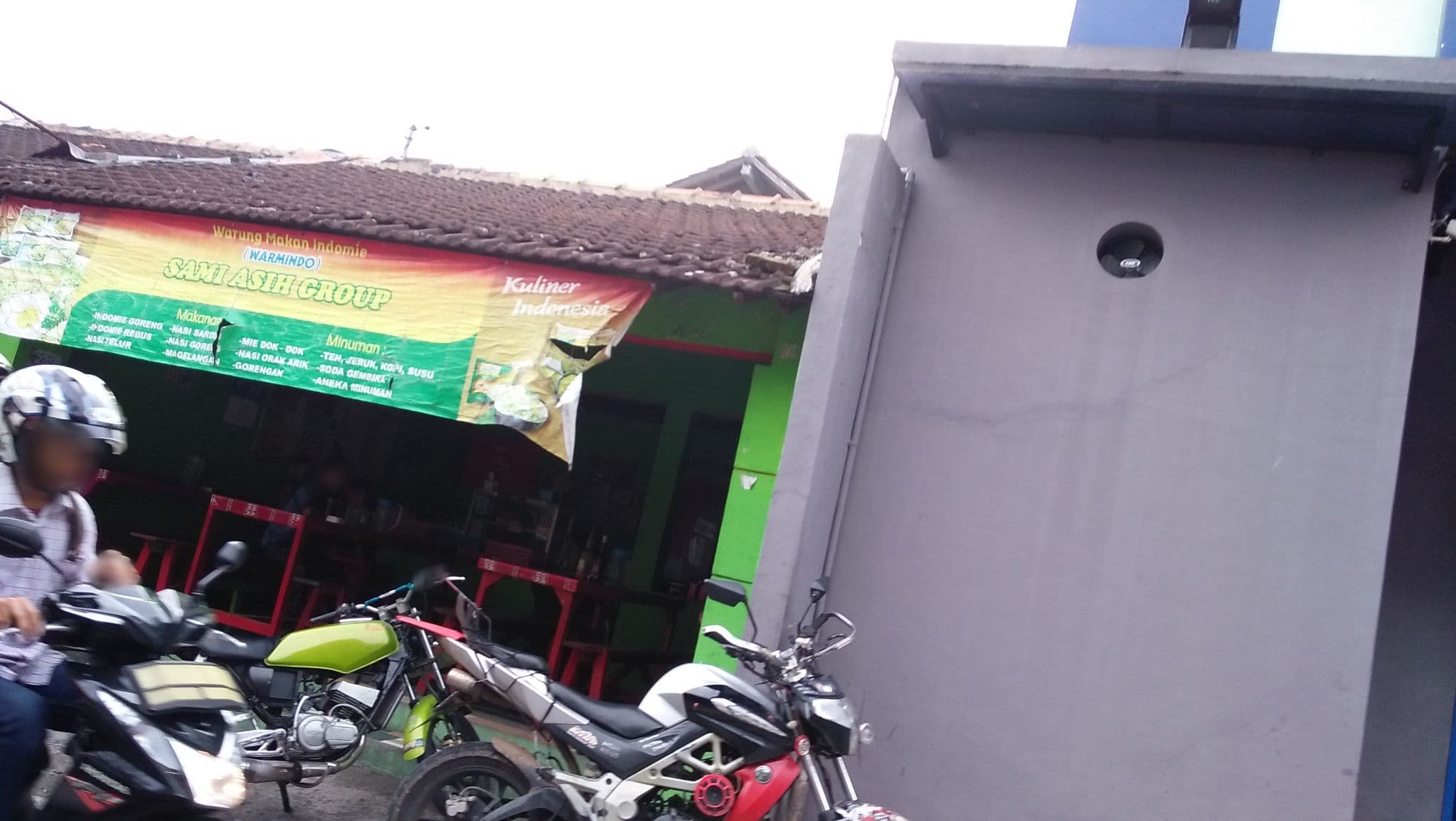 Street view near Maleo Kost Exclusive, Melati — © hestiningsih (CC BY-SA · Mapillary)