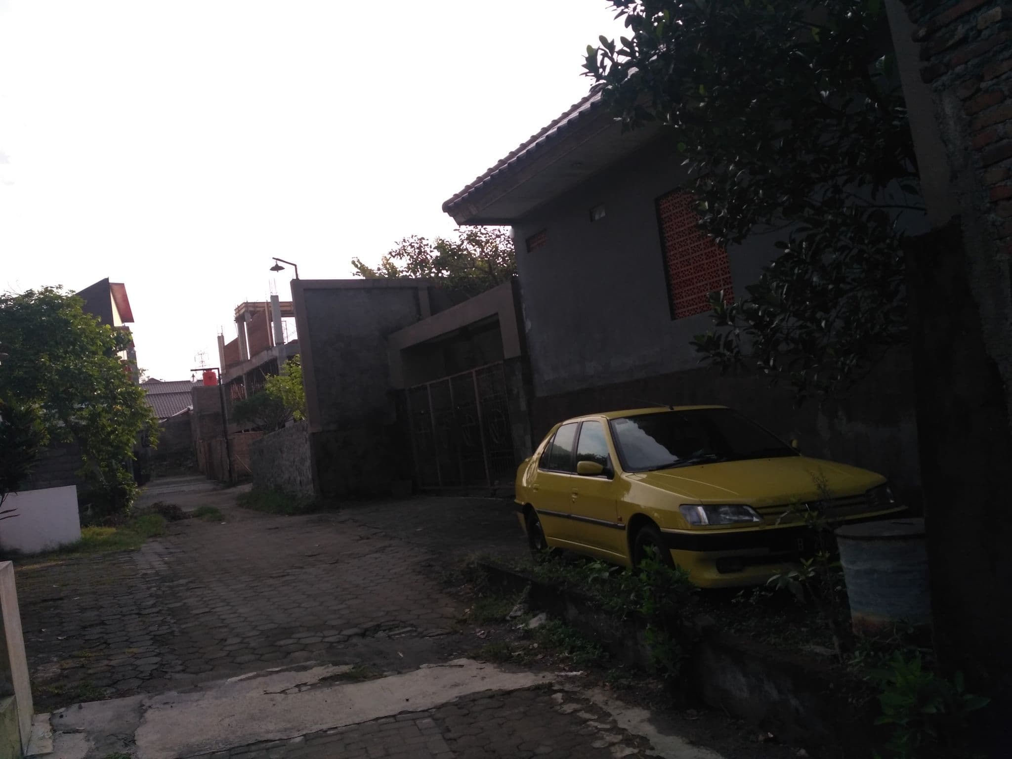 Street view near @rezainnpalace, Melati — © dina_permata (CC BY-SA · Mapillary)