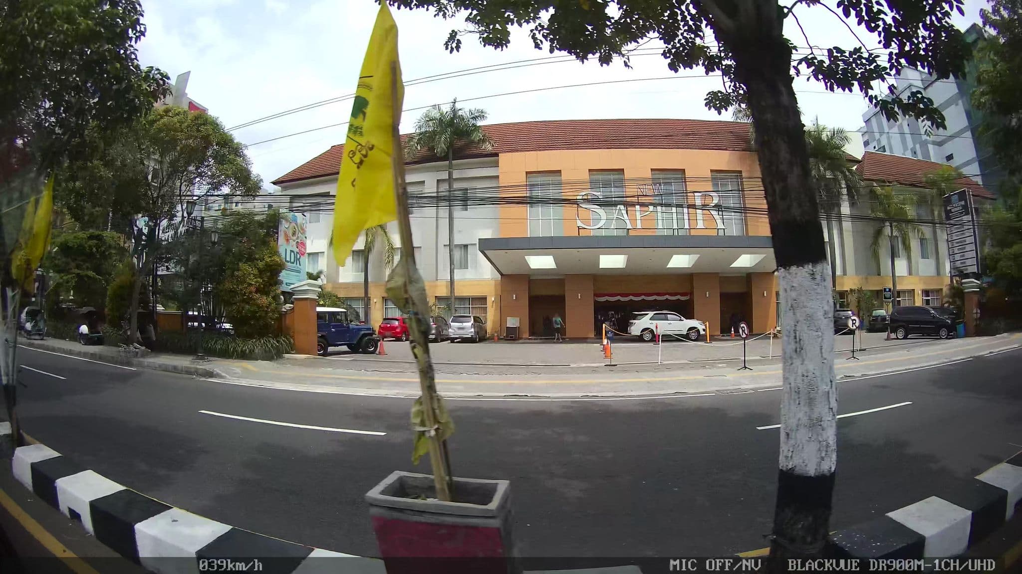 Street view near Royal Ambarrukmo Hotel, Suite Room 642, Yogyakarta — © kaart_2 (CC BY-SA · Mapillary)