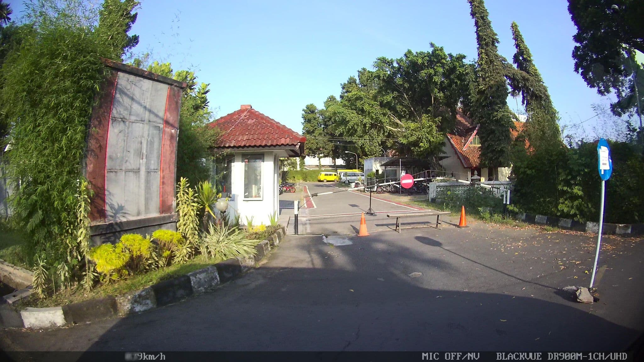 Street view near Wisma Lpp, Yogyakarta — © kaart5 (CC BY-SA · Mapillary)