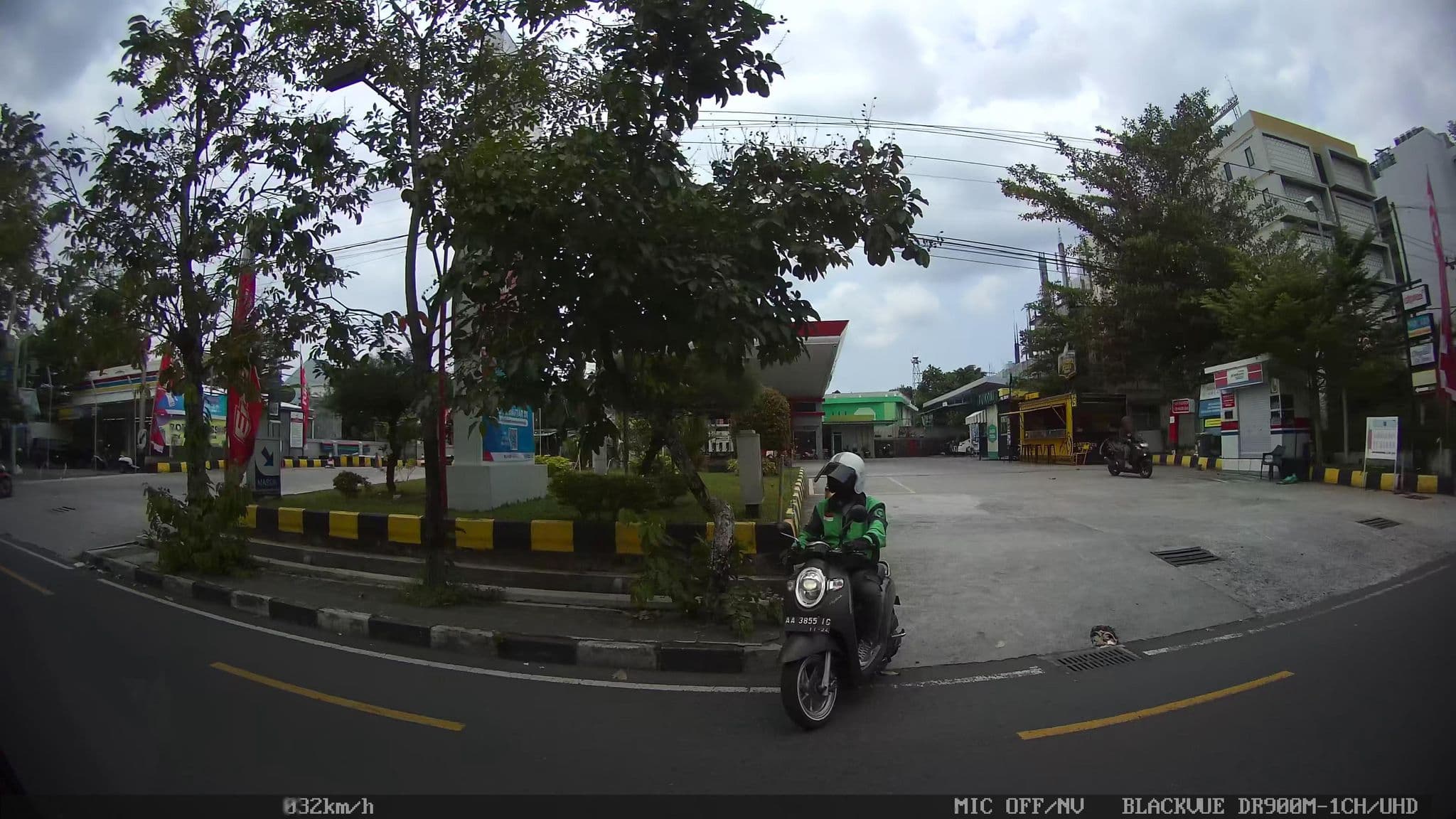 Street view near POP! HOTEL TIMOHO YOGYAKARTA, Yogyakarta — © kaart5 (CC BY-SA · Mapillary)