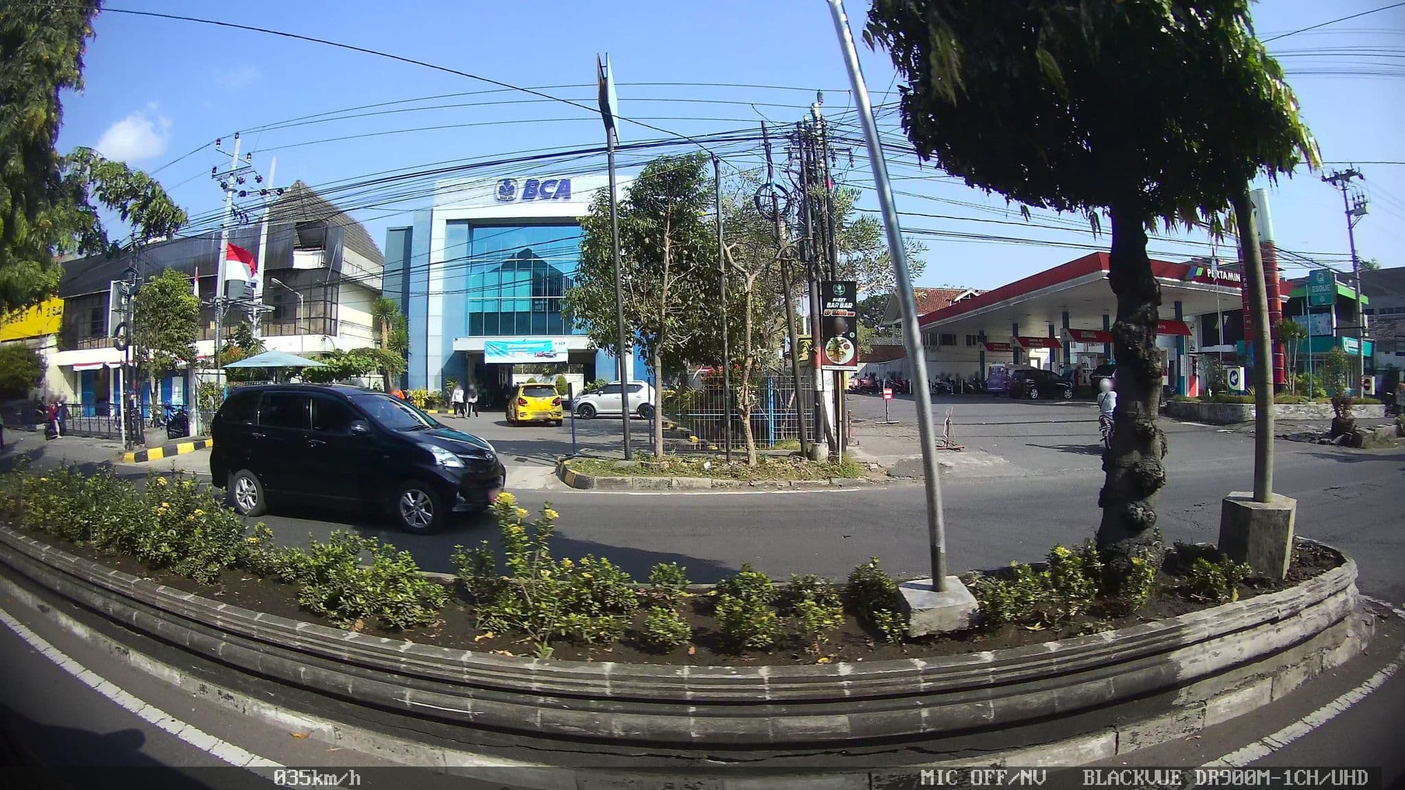 Street view near CitiHub Hotel, Melati — © kaart_2 (CC BY-SA · Mapillary)