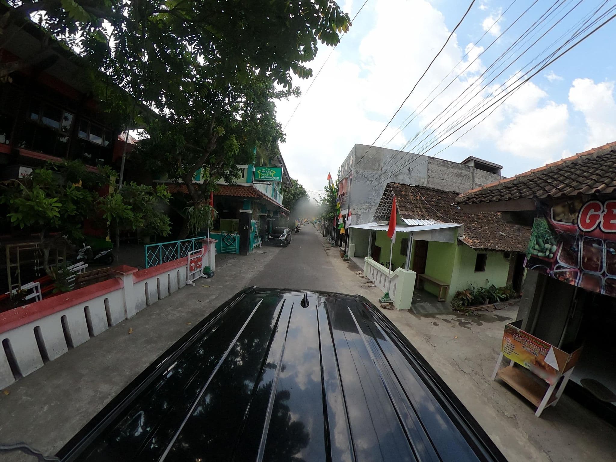 Street view near Tirta Kencana Hotel & Garden Resto, Yogyakarta — © kaart_360 (CC BY-SA · Mapillary)