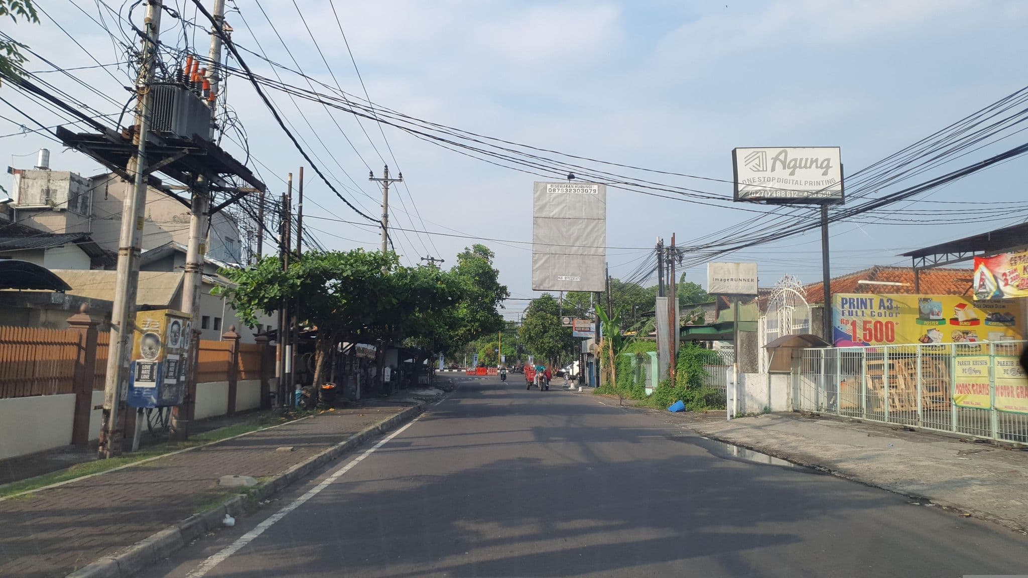 Street view near Hotel Eastparc Yogyakarta, Yogyakarta — © FotoPeta (CC BY-SA · Mapillary)