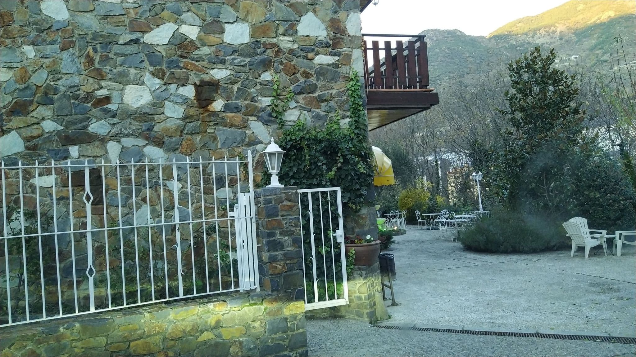 Street view near Hotel Sol-Park, Sant Julià de Lòria — © egofer (CC BY-SA · Mapillary)