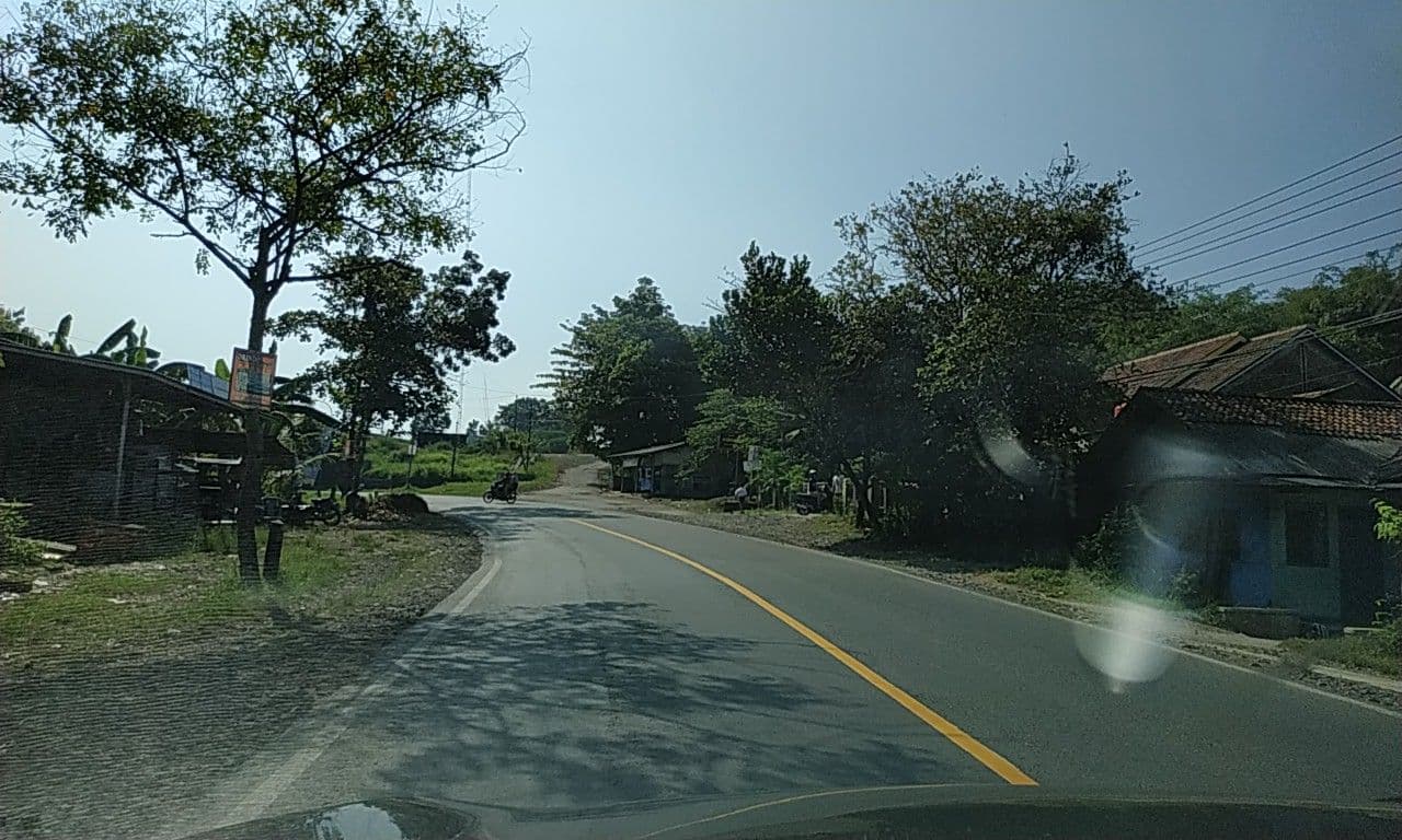 Street view near Hotel Puri Jaya, Gombong — © riyadiwibowo (CC BY-SA · Mapillary)