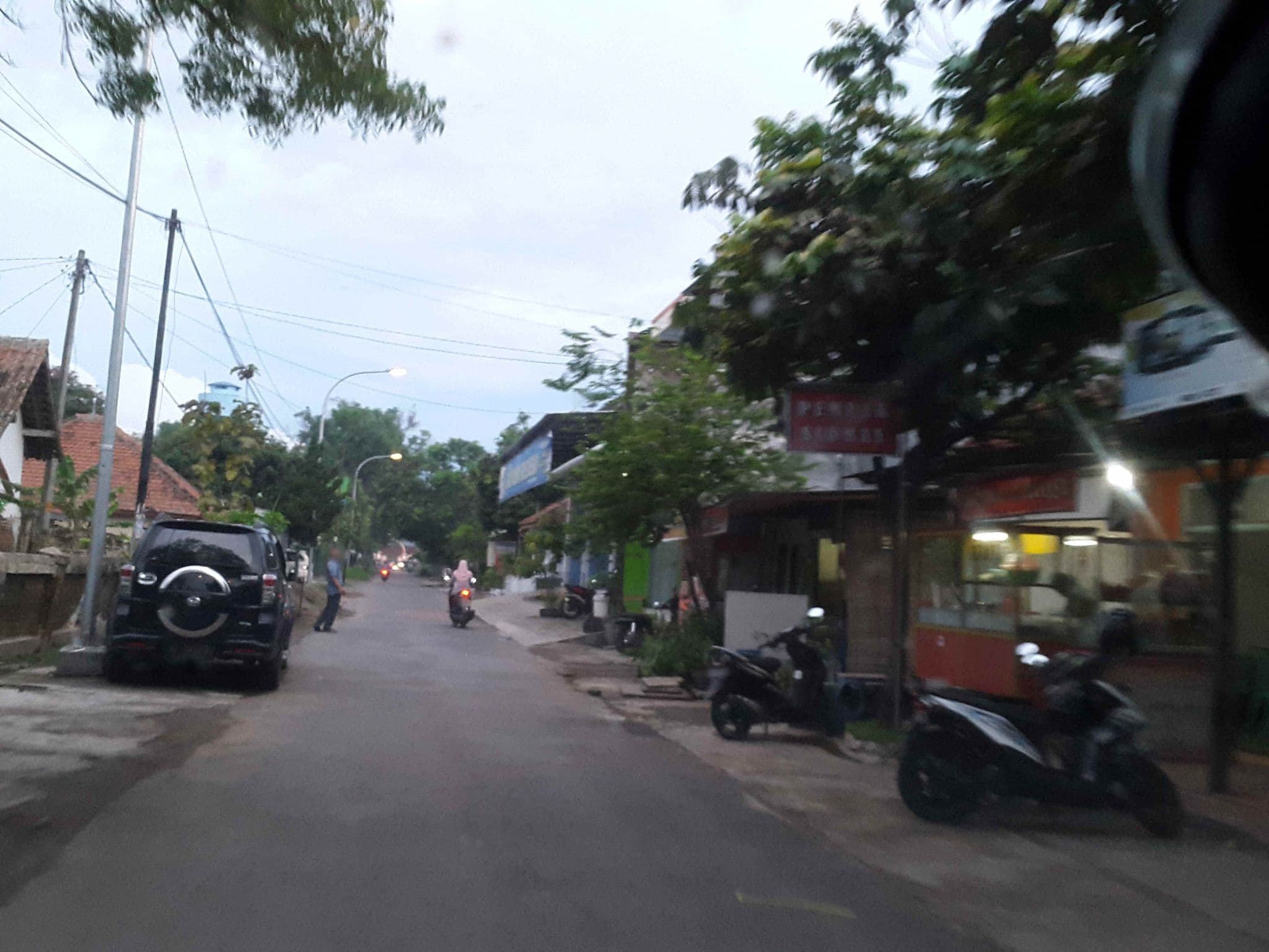 Street view near MasAgus Hotel, Kutoarjo — © roadroid (CC BY-SA · Mapillary)