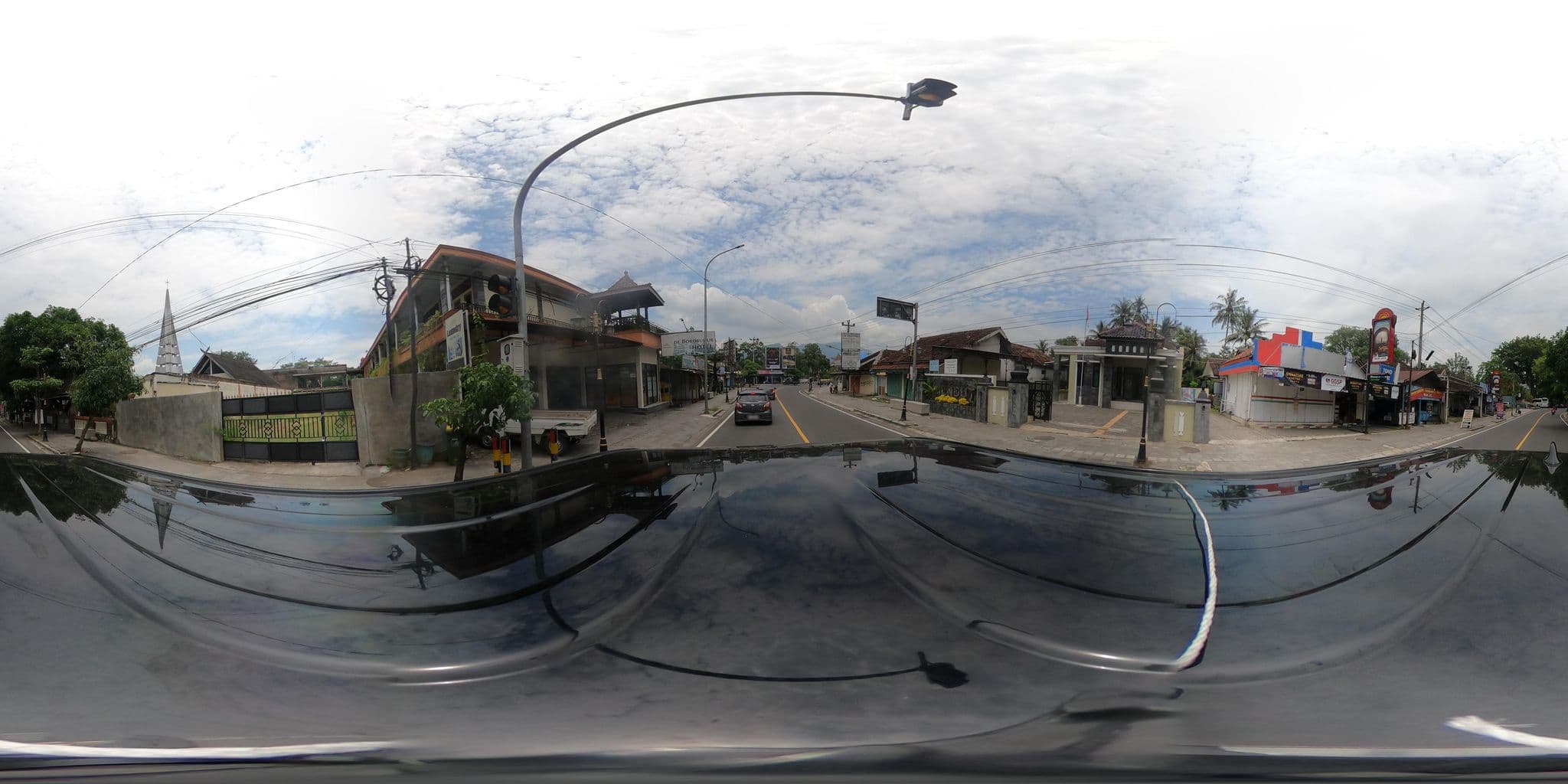 Street view near De borobudur, Muntilan — © rgtm_ryuiki (CC BY-SA · Mapillary)