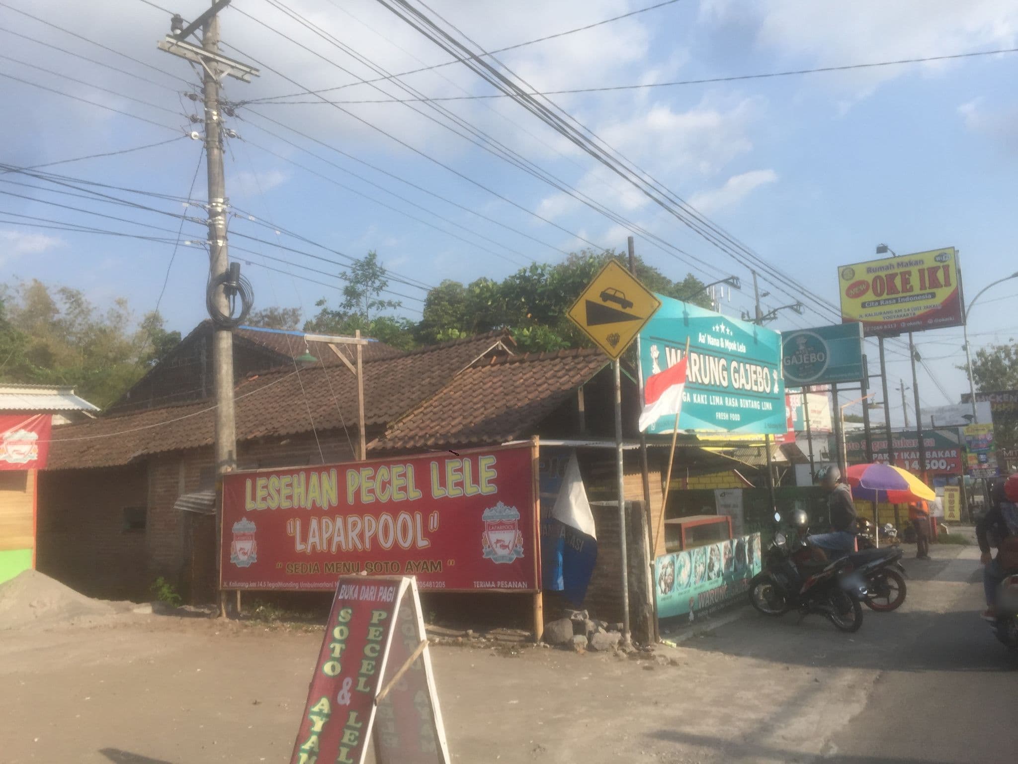 Street view near vidi, Sleman — © rifki (CC BY-SA · Mapillary)