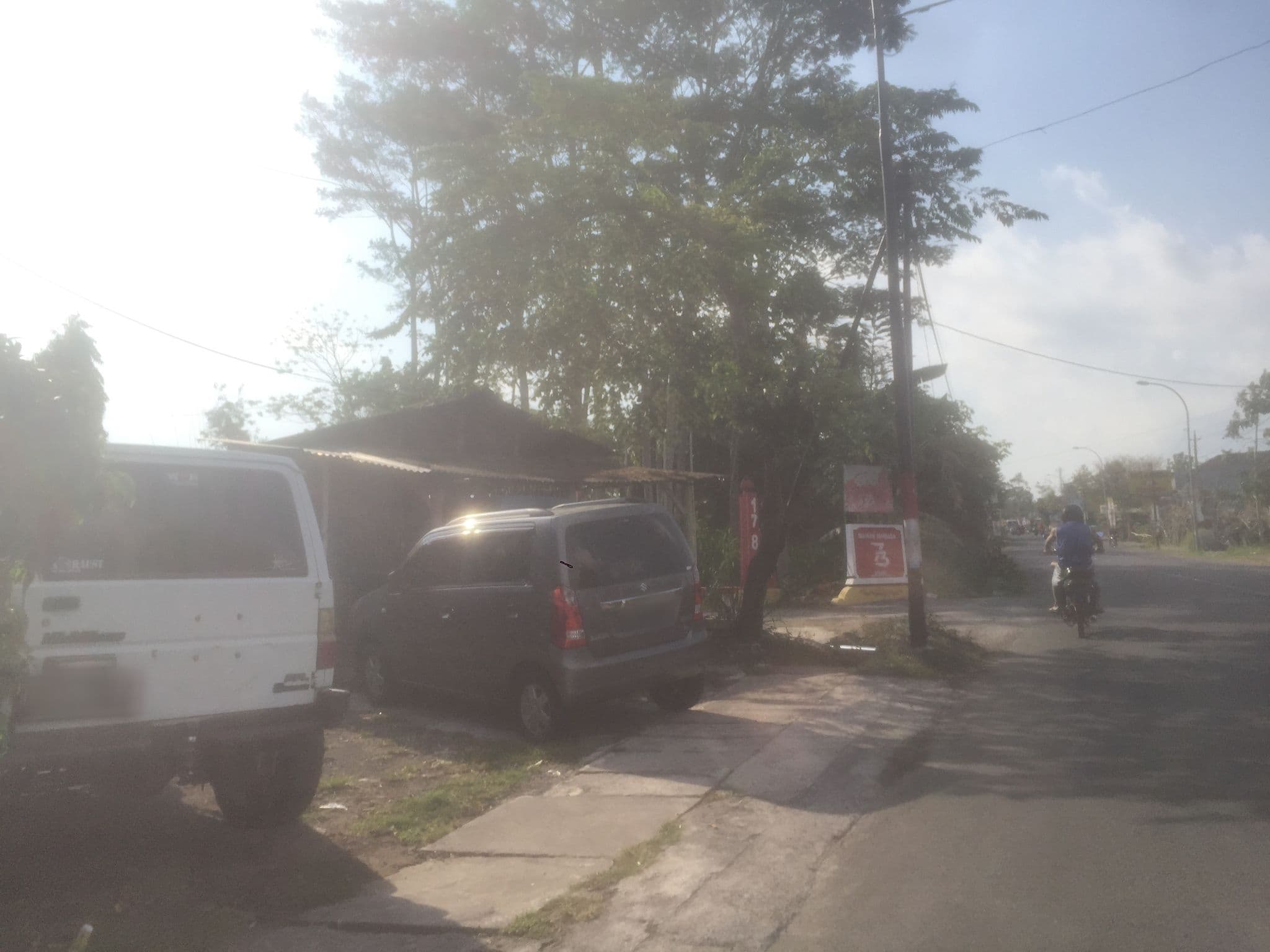 Street view near Di depan TiPi, Sleman — © rifki (CC BY-SA · Mapillary)