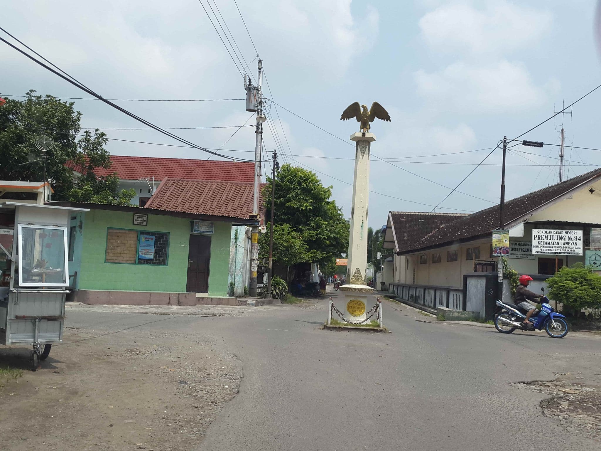 Street view near WM Hotel, Surakarta — © roadroid (CC BY-SA · Mapillary)