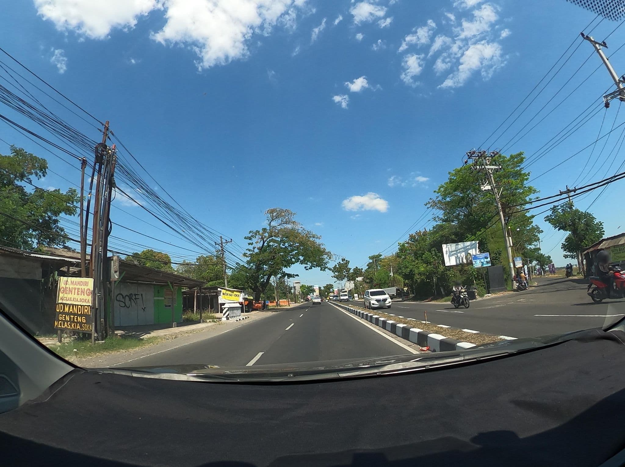 Street view near Hotel Hapsari, Grogol — © Kaart_Local (CC BY-SA · Mapillary)