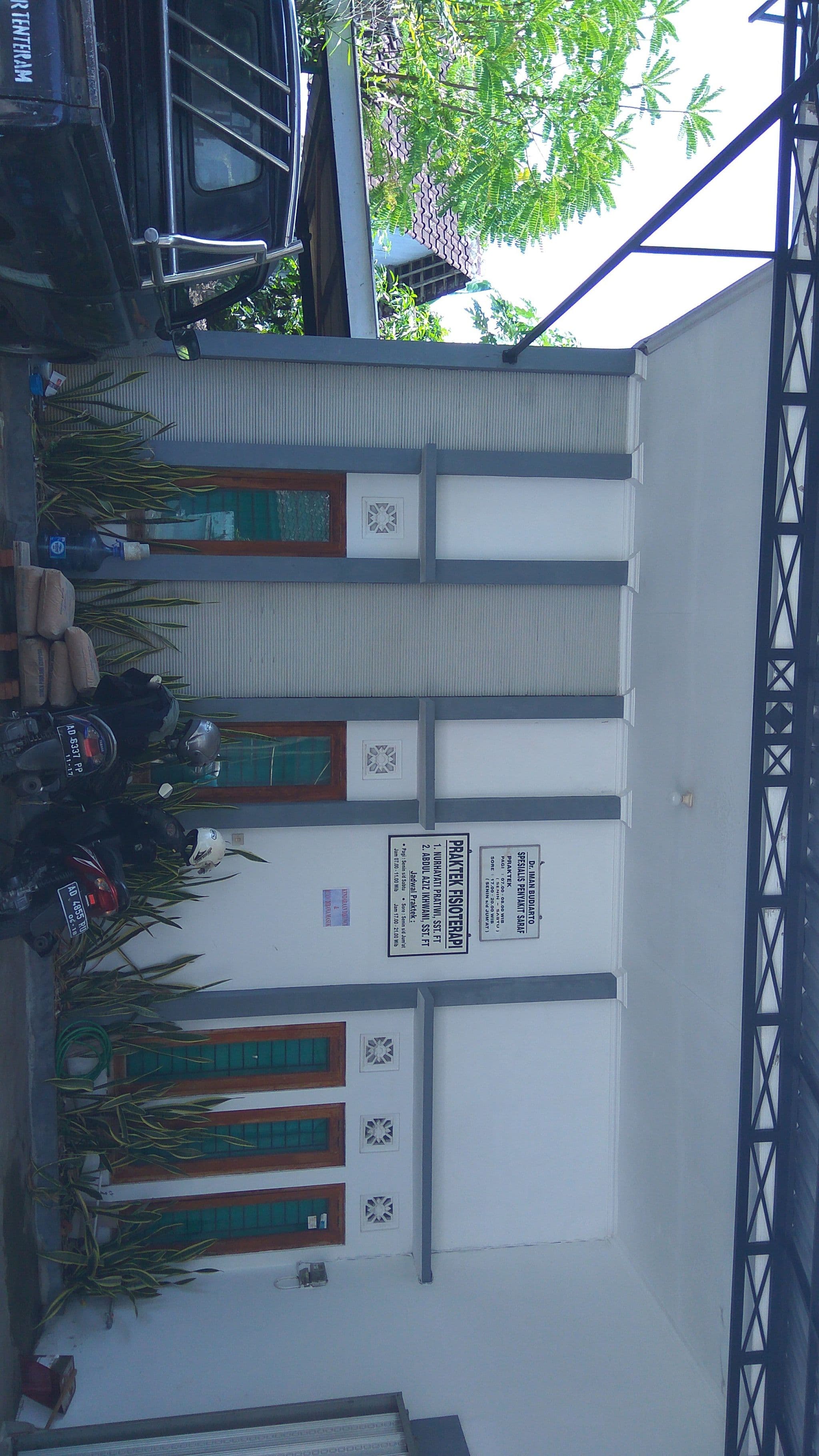 Street view near Kos Ning Endar, Grogol — © sidik_desuarga (CC BY-SA · Mapillary)