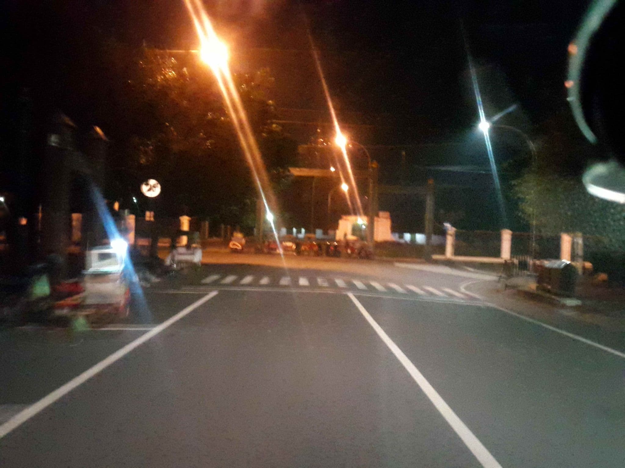 Street view near Omah Sinten Heritage Hotel & Resto, Surakarta — © roadroid (CC BY-SA · Mapillary)