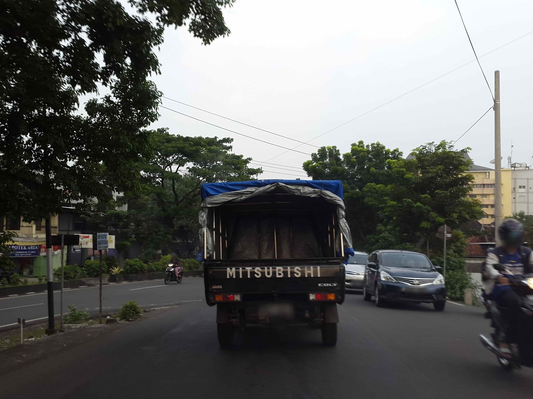 Street view near Pose in Hotel, Surakarta — © roadroid (CC BY-SA · Mapillary)