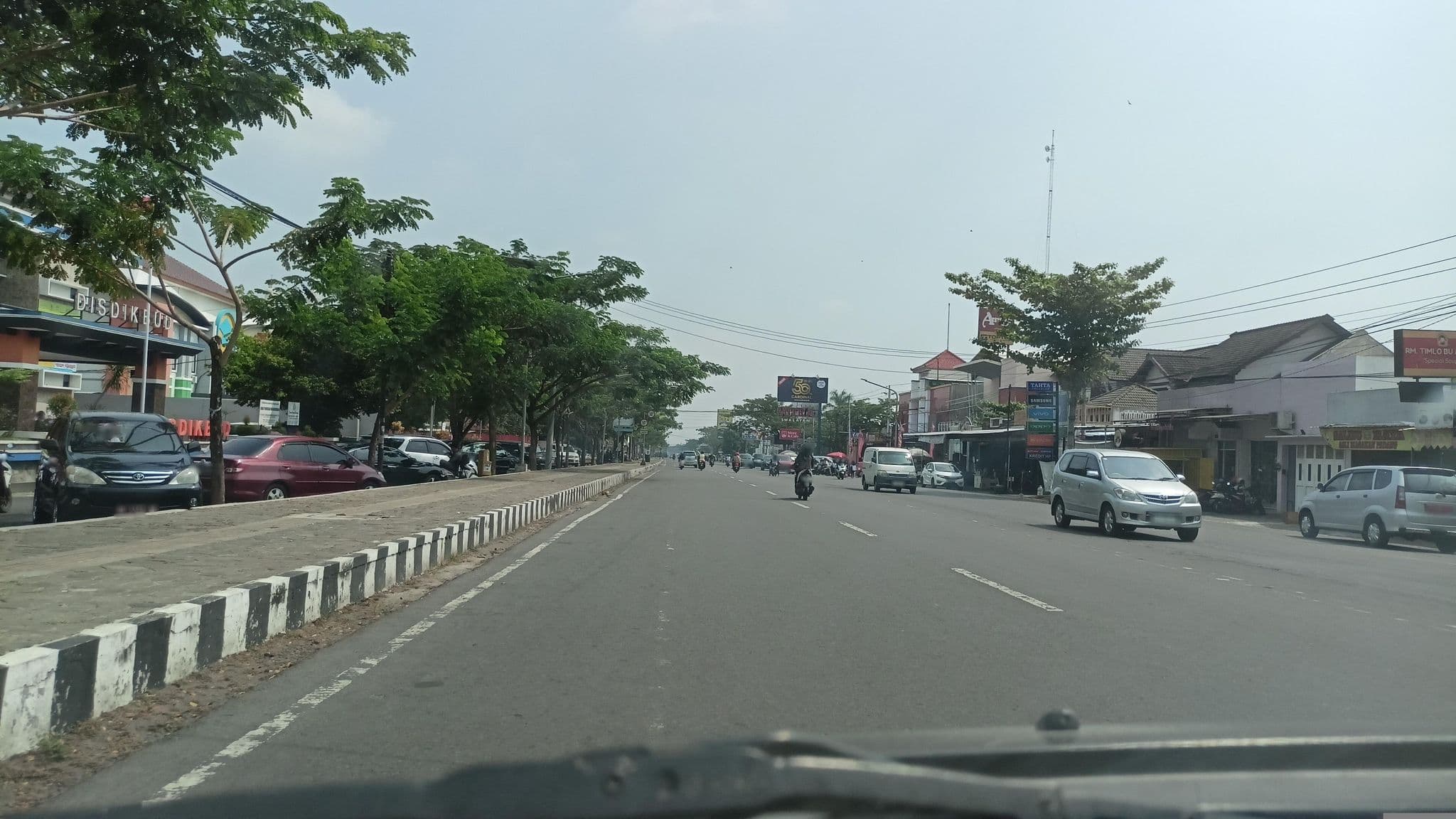 Street view near Villa Indra Sari Tawangmangu, Jaten — © ardi93 (CC BY-SA · Mapillary)