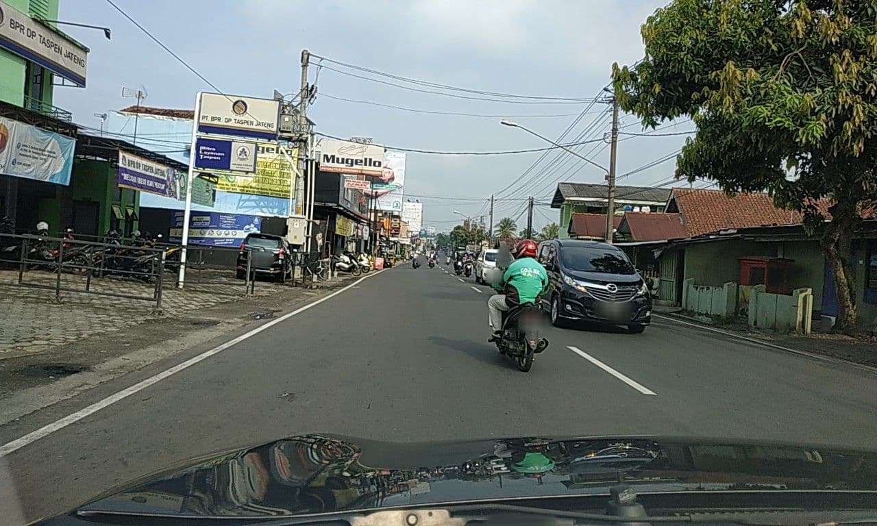 Street view near Fave Hotel by Aston, Bandung, Purwokerto — © riyadiwibowo (CC BY-SA · Mapillary)