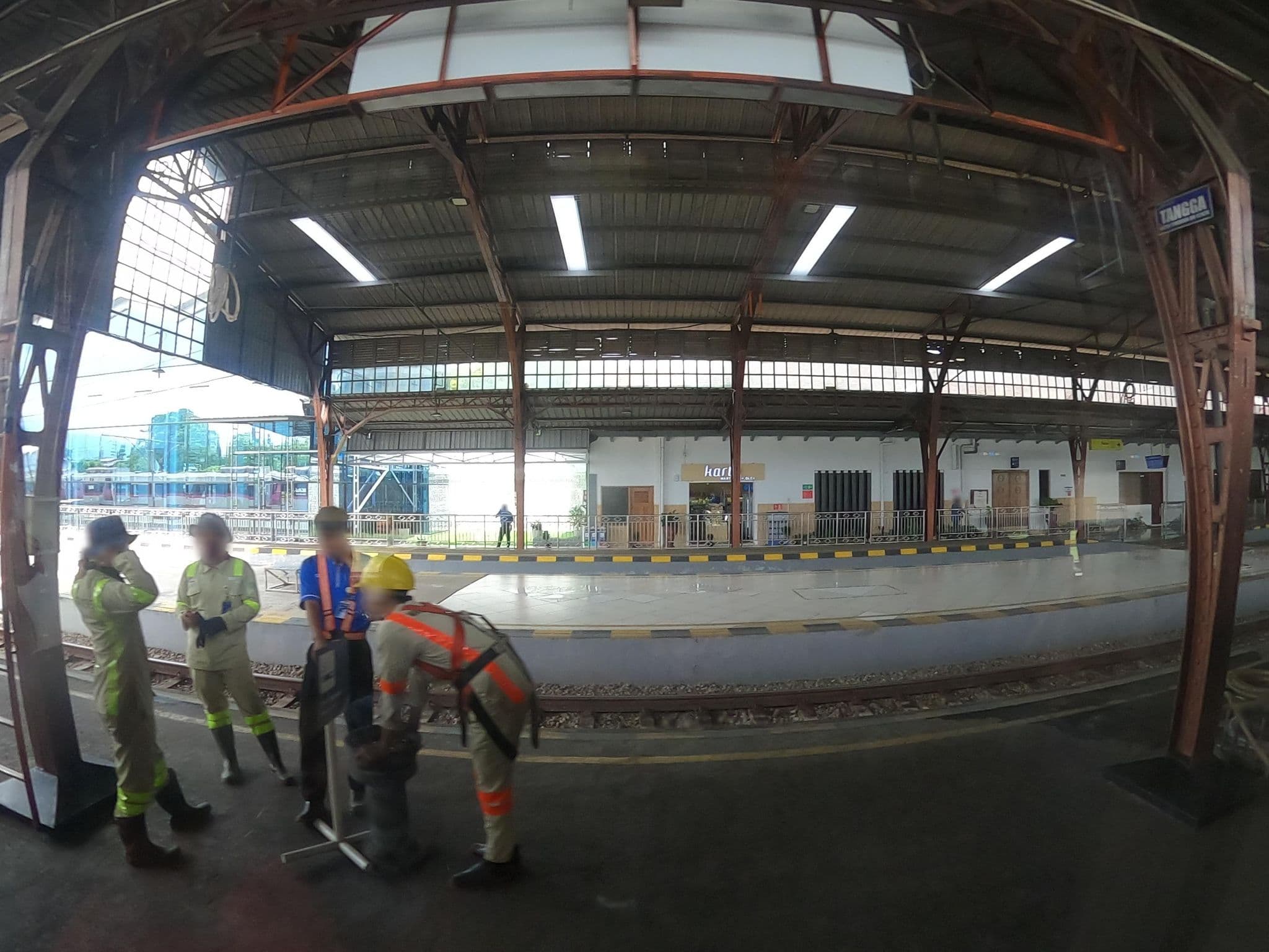 Street view near Hotel Palapa Purwokerto, Purwokerto — © rgtm_ryuiki (CC BY-SA · Mapillary)