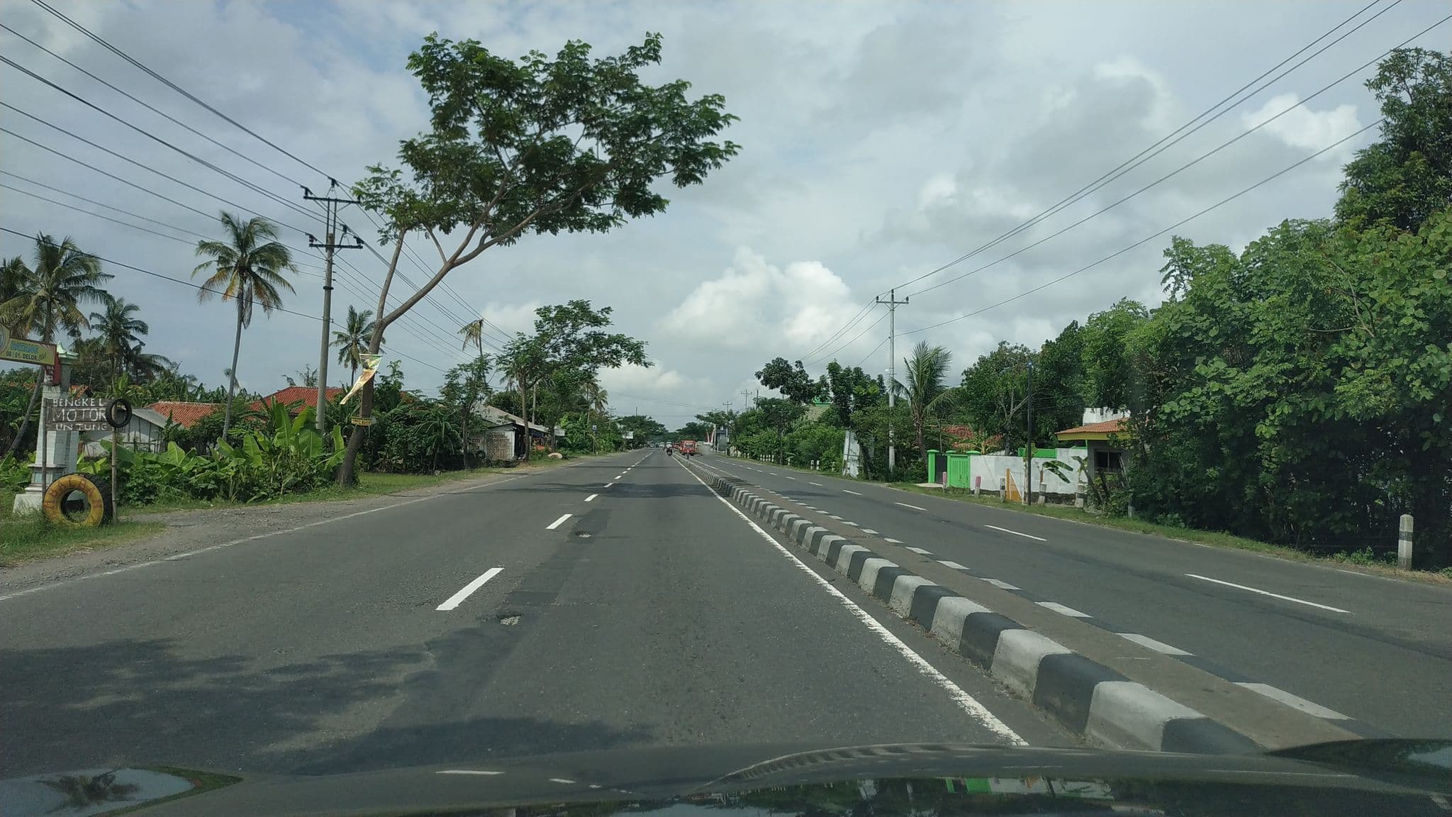 Street view near gumaya hotel tower semarang, Pemalang — © zainabr (CC BY-SA · Mapillary)