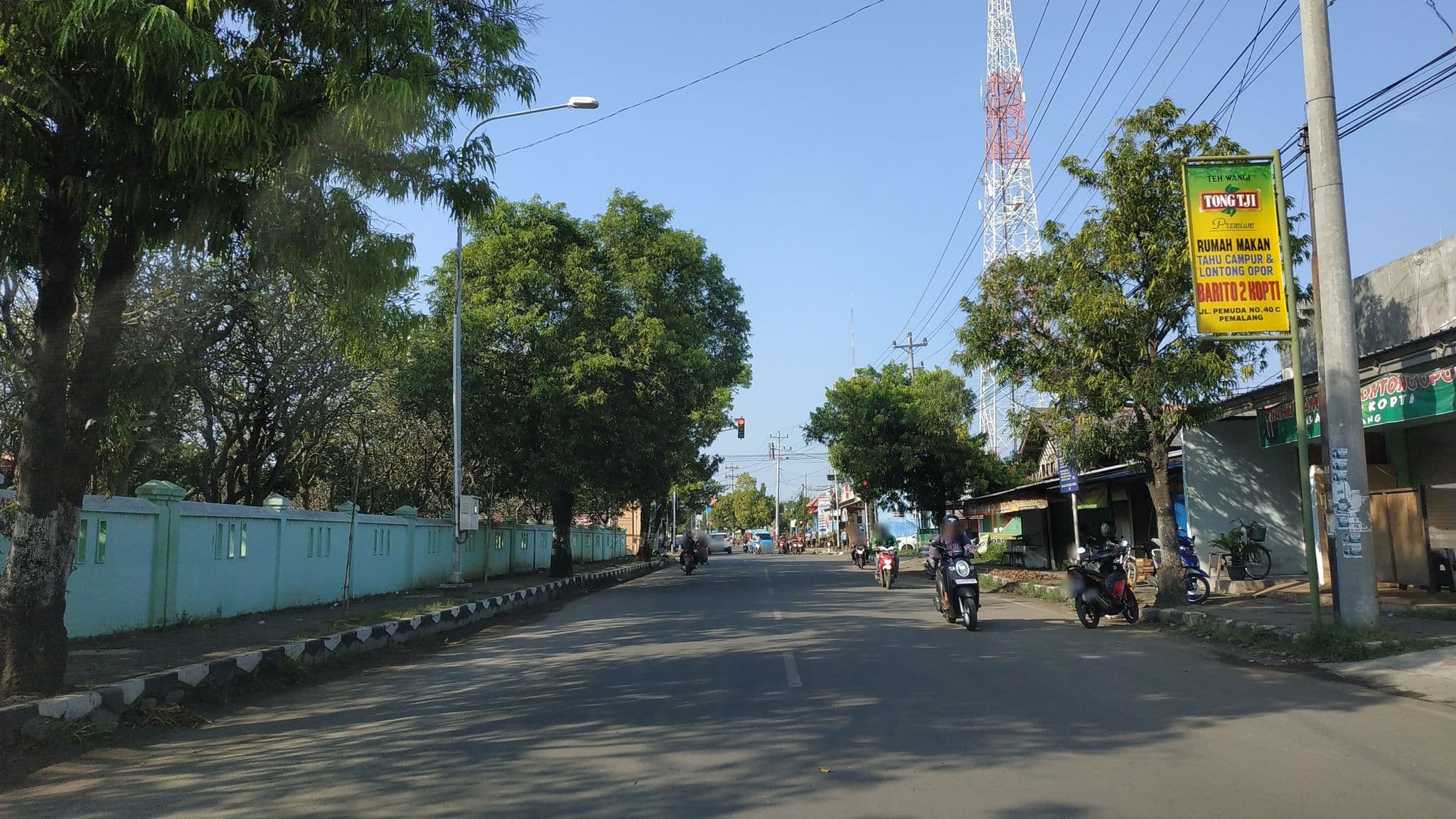 Street view near Luas indah hotel, Pemalang — © zainabr (CC BY-SA · Mapillary)