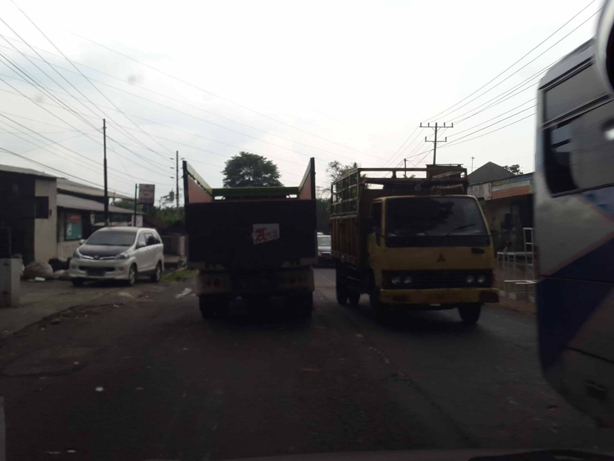 Street view near Omah Jahit Nagata, Magelang — © roadroid (CC BY-SA · Mapillary)