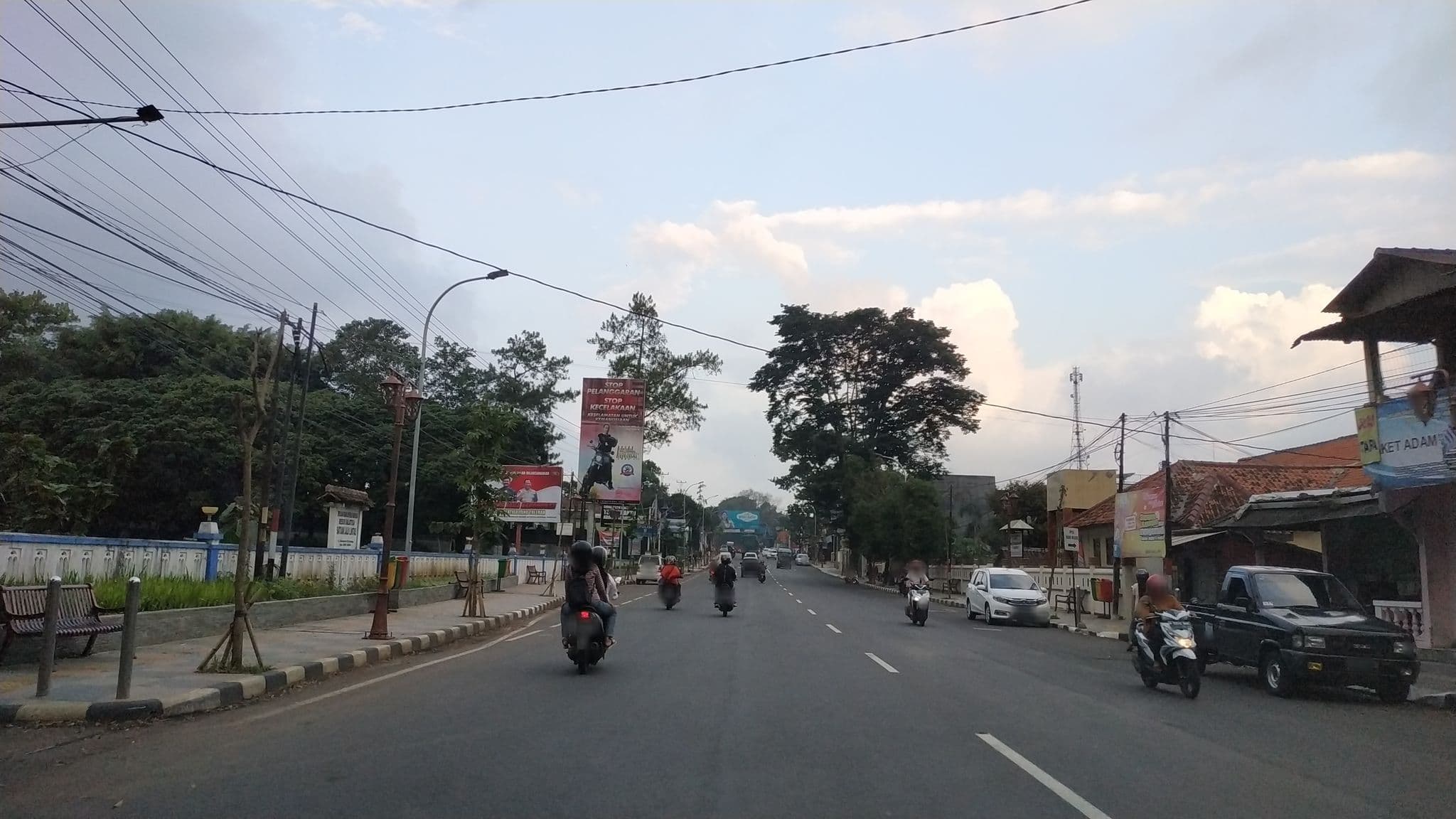Street view near Kosan Himmel, Salatiga — © fadlilaa (CC BY-SA · Mapillary)