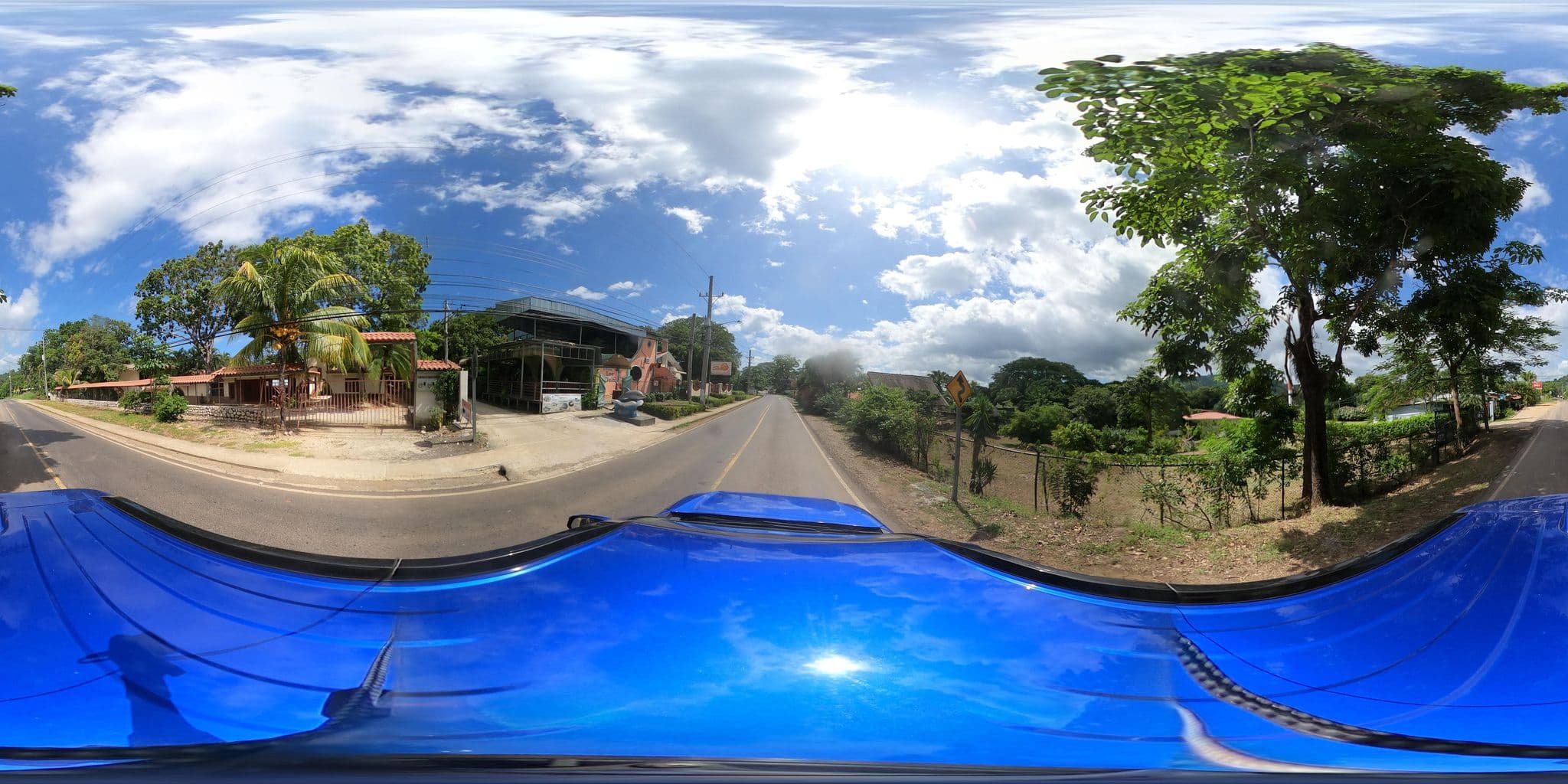 Street view near Hotel Puerto Carrillo, Sámara