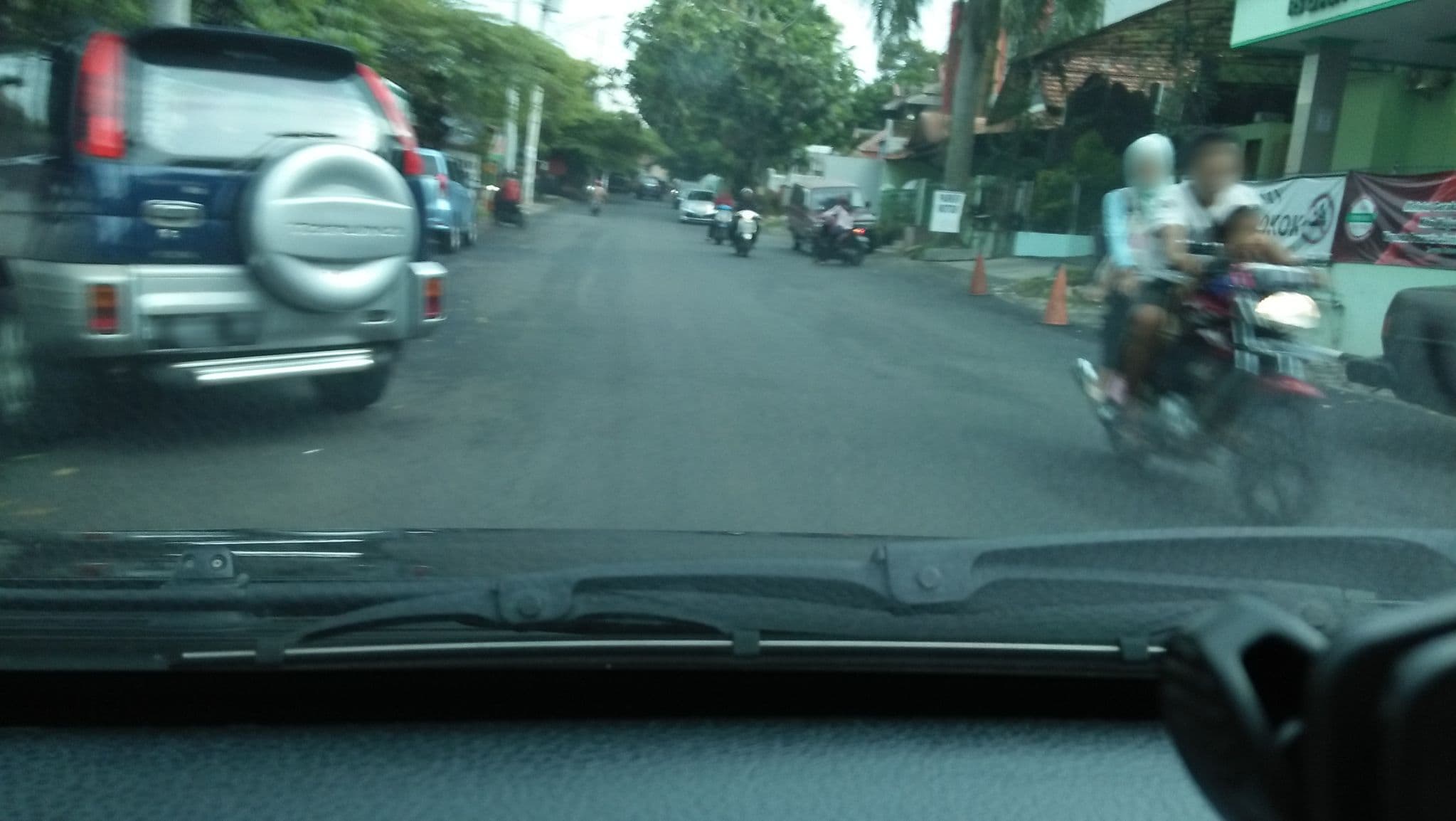 Street view near Hotel Serrata, Semarang — © hestiningsih (CC BY-SA · Mapillary)