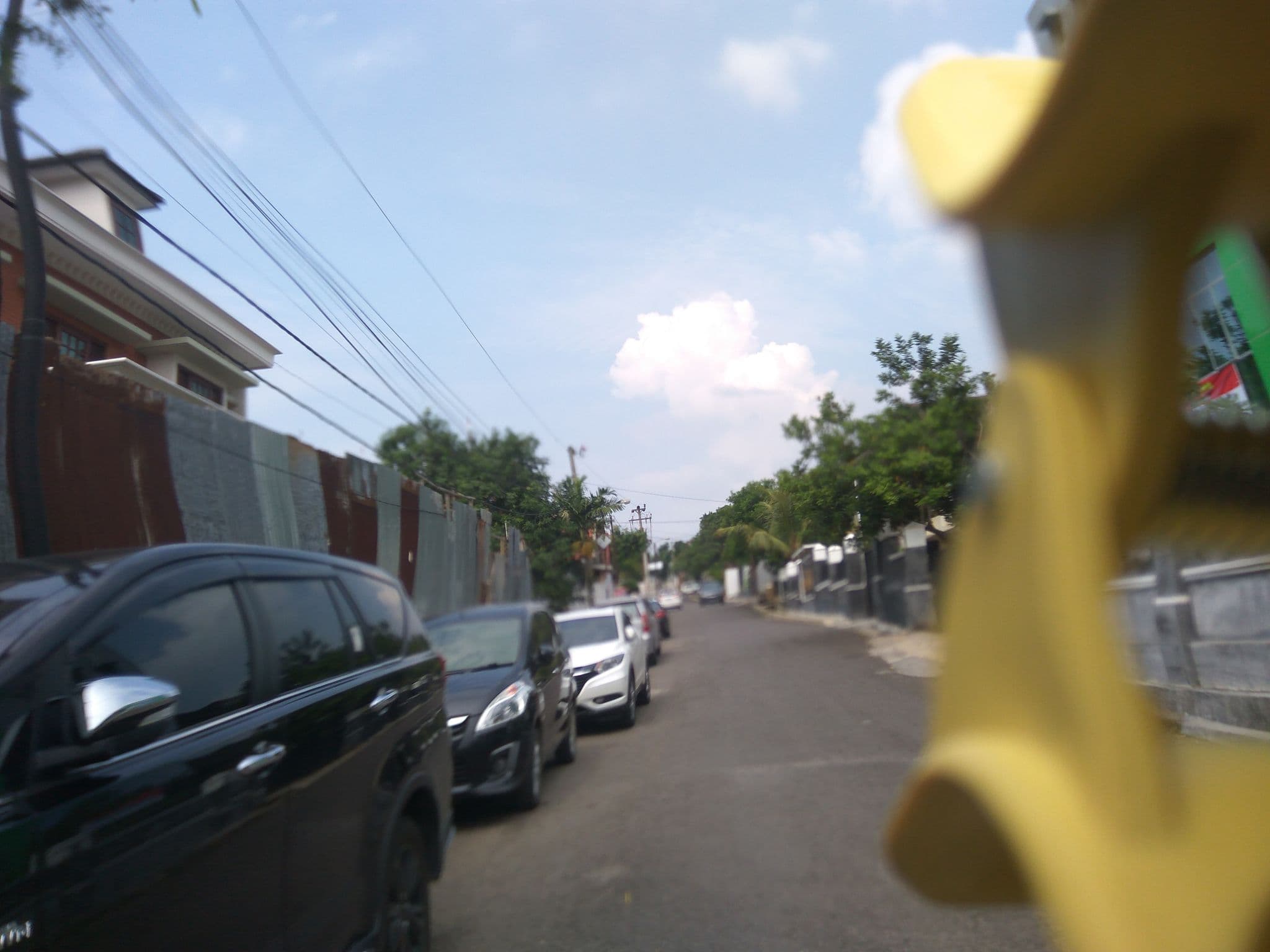 Street view near Laras Asri Resort and Spa, Semarang — © nicolas_samosir (CC BY-SA · Mapillary)