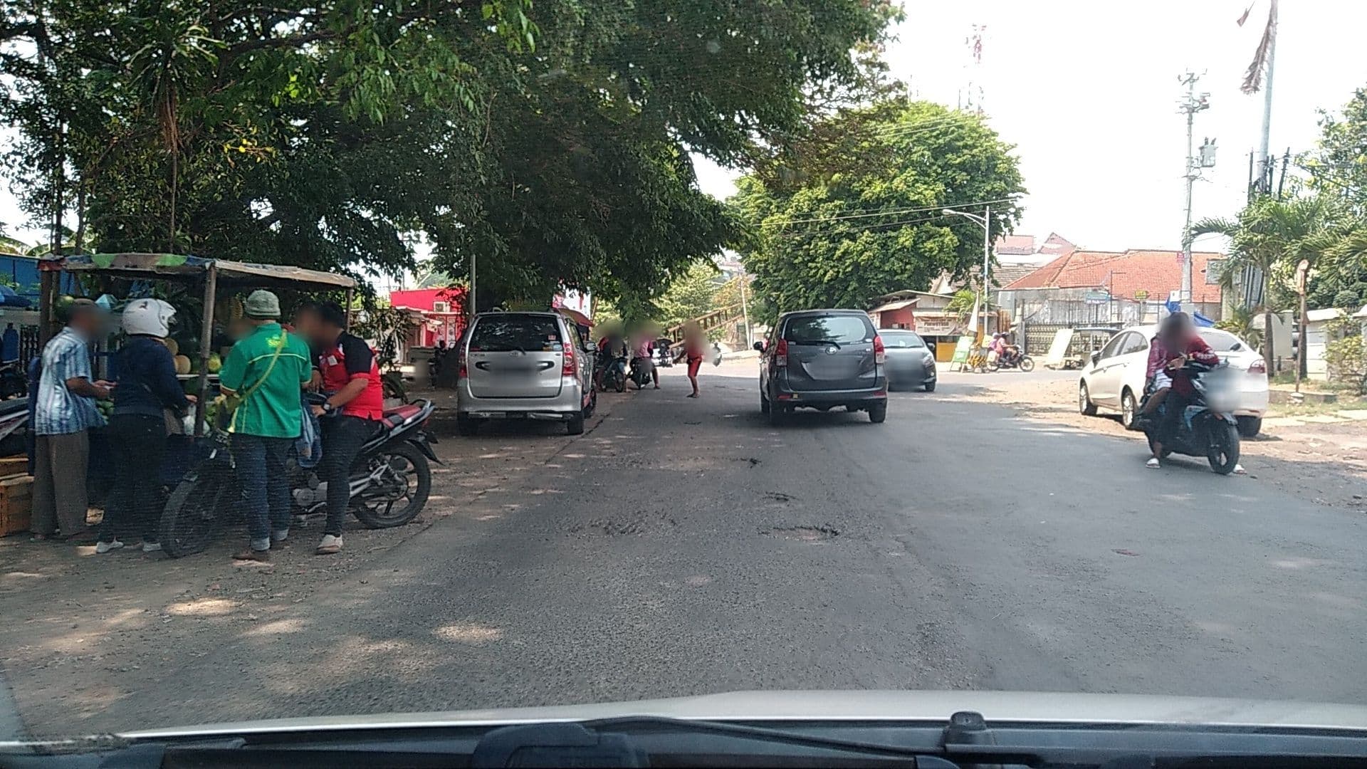 Street view near Hotel Aston Rasuna said, Semarang — © roadroid (CC BY-SA · Mapillary)