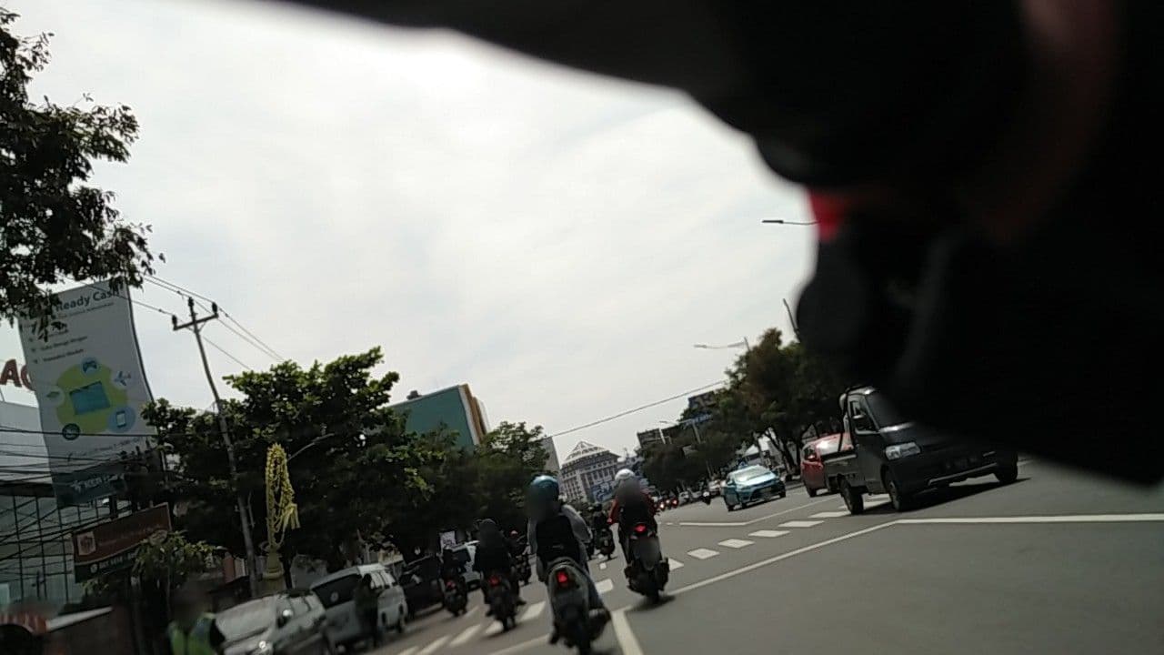 Street view near Food & Beverage Department, Hotel Pandanaran Semarang, Semarang — © medika (CC BY-SA · Mapillary)
