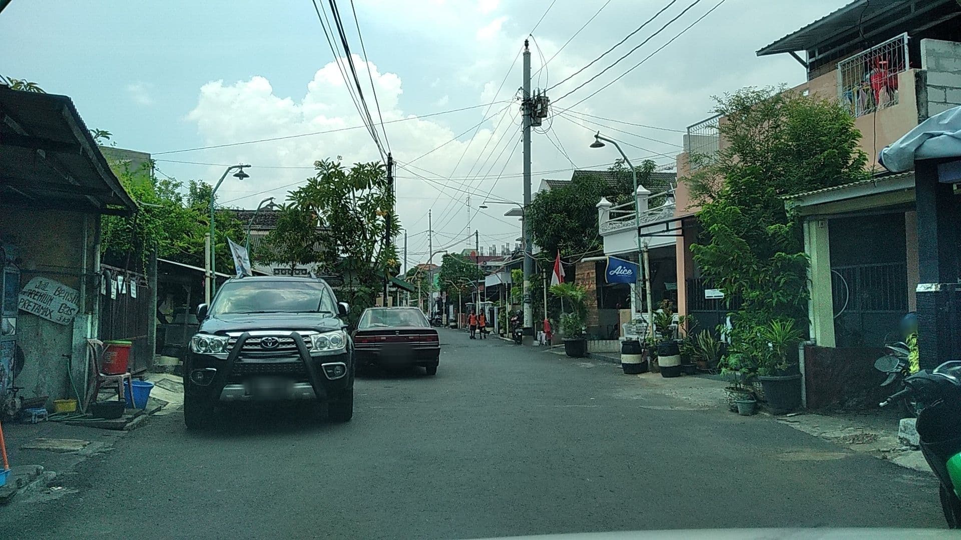 Street view near Novotel Semarang, Semarang — © roadroid (CC BY-SA · Mapillary)