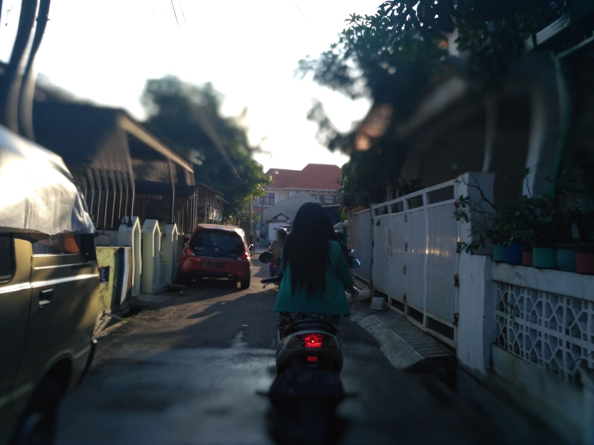 Street view near Kos Putri Shofa, Semarang — © nicolas_samosir (CC BY-SA · Mapillary)