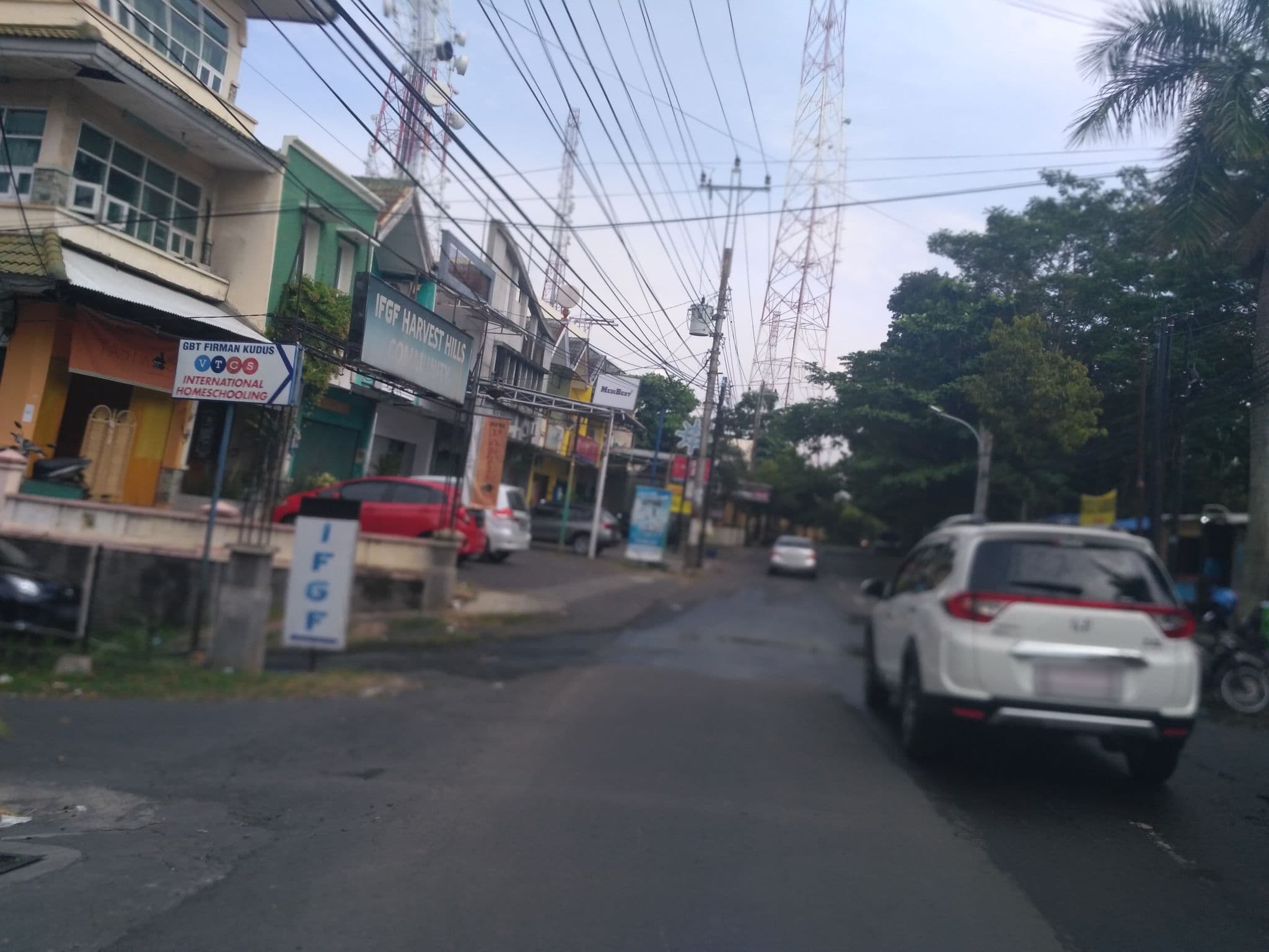 Street view near MyZone, Semarang — © nicolas_samosir (CC BY-SA · Mapillary)