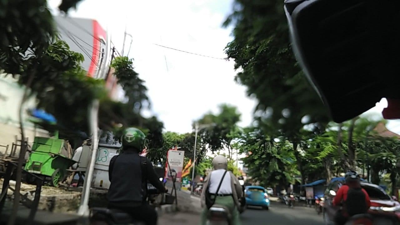 Street view near Lokasi pembangunan hotel Best western, Semarang — © medika (CC BY-SA · Mapillary)