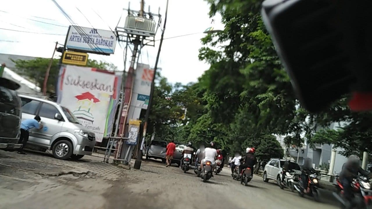 Street view near front one cabin hotel semarang, Semarang — © medika (CC BY-SA · Mapillary)