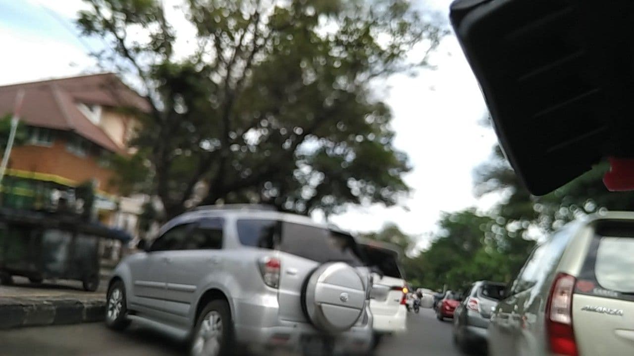 Street view near Rez Hotel Semarang, Semarang — © medika (CC BY-SA · Mapillary)