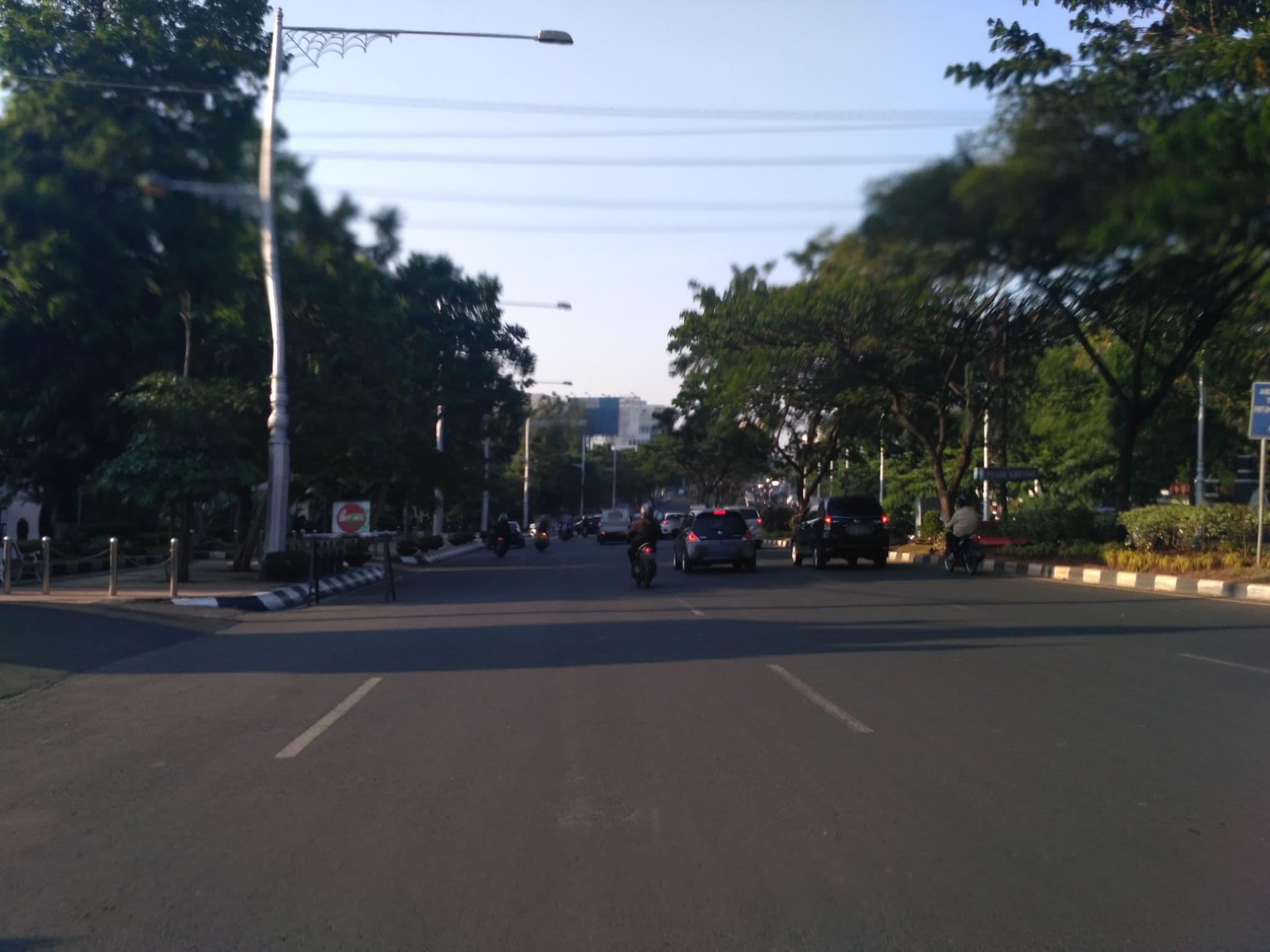 Street view near Dago Pakar, Semarang — © nicolas_samosir (CC BY-SA · Mapillary)