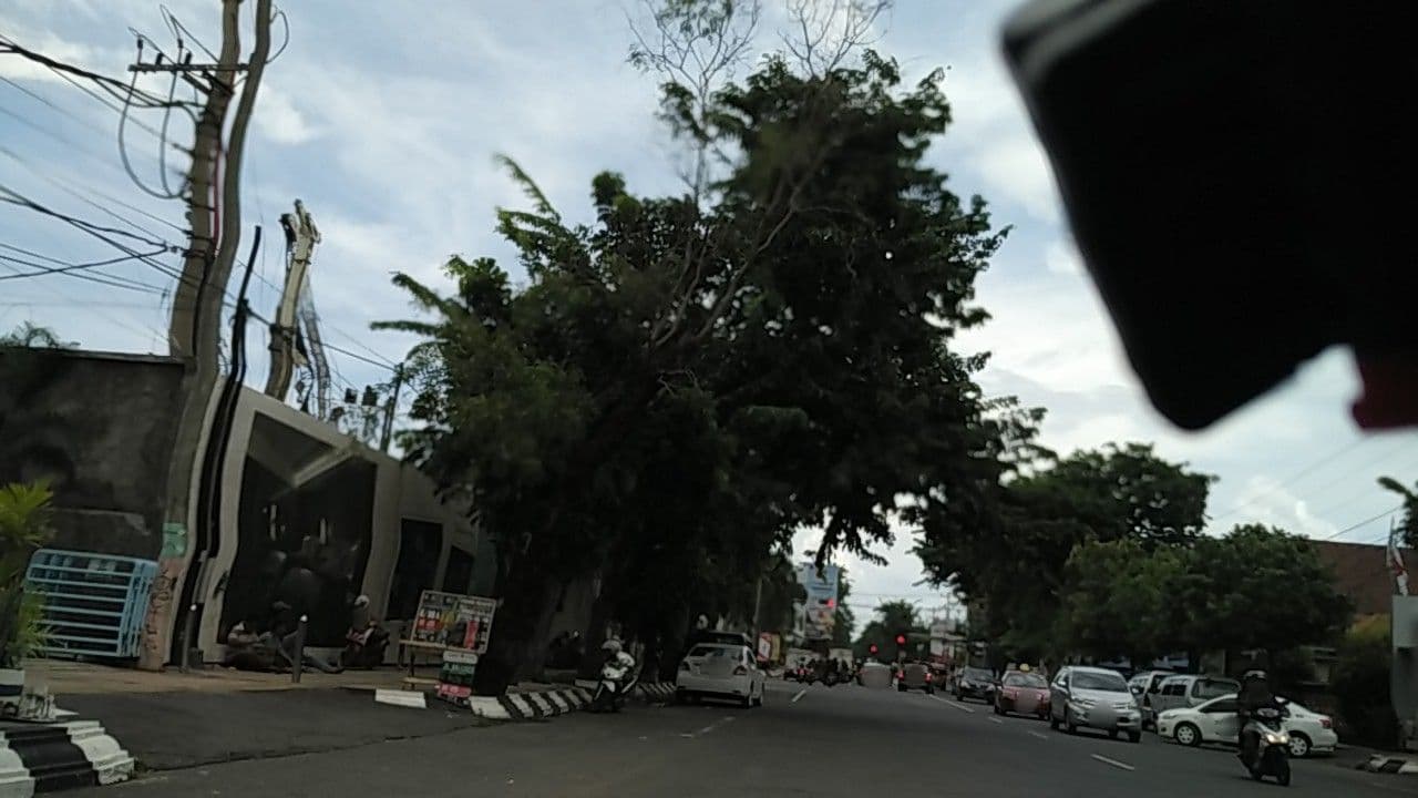 Street view near Grage jogja hotel, Semarang — © medika (CC BY-SA · Mapillary)
