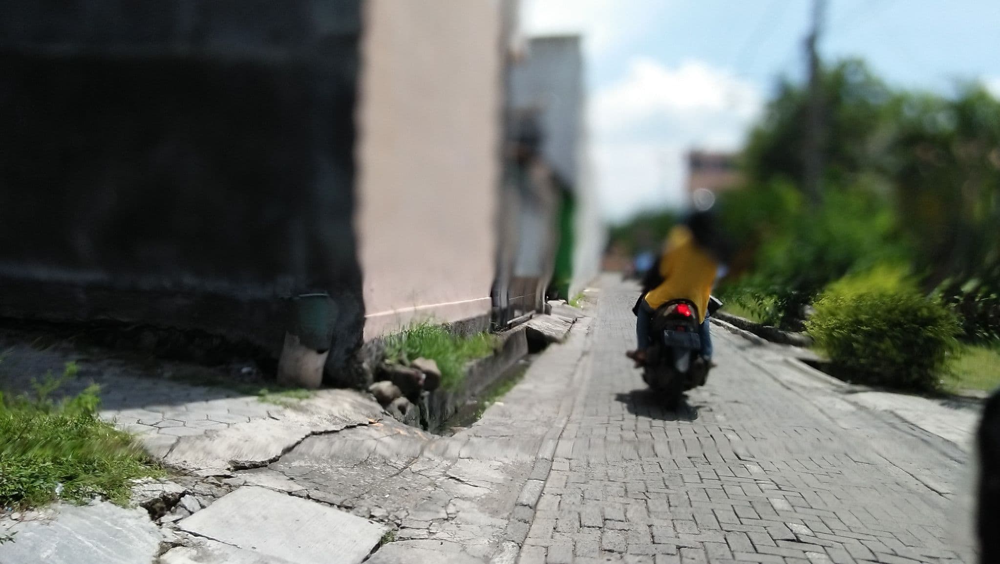 Street view near Kost Tlogo Timun I No.3B, Semarang — © hestiningsih (CC BY-SA · Mapillary)
