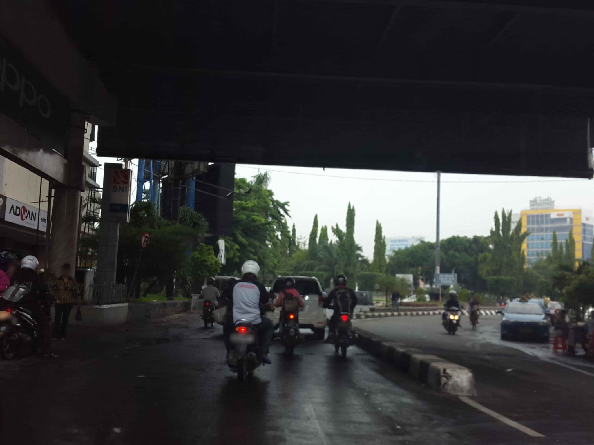 Street view near Horison Hotel Semarang, Semarang — © roadroid (CC BY-SA · Mapillary)