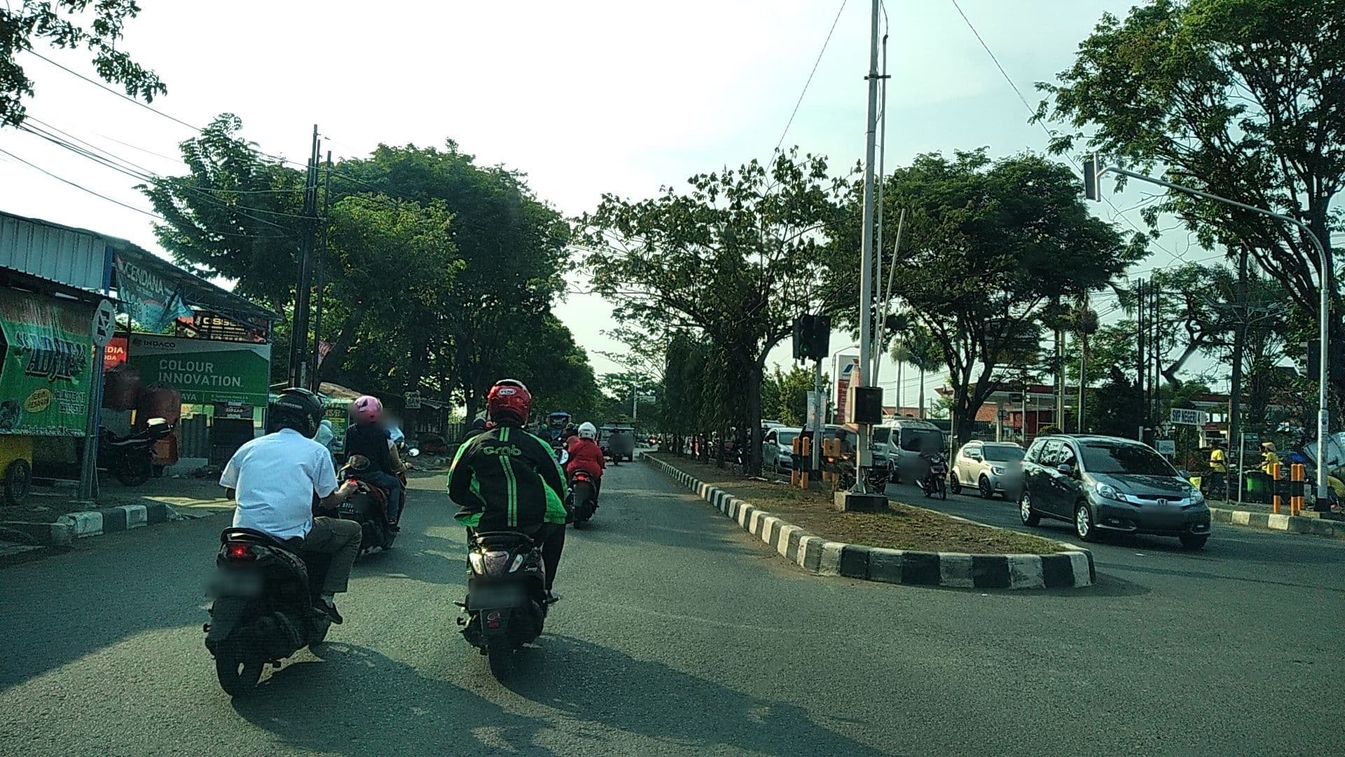 Street view near The Home Town, Semarang — © roadroid (CC BY-SA · Mapillary)