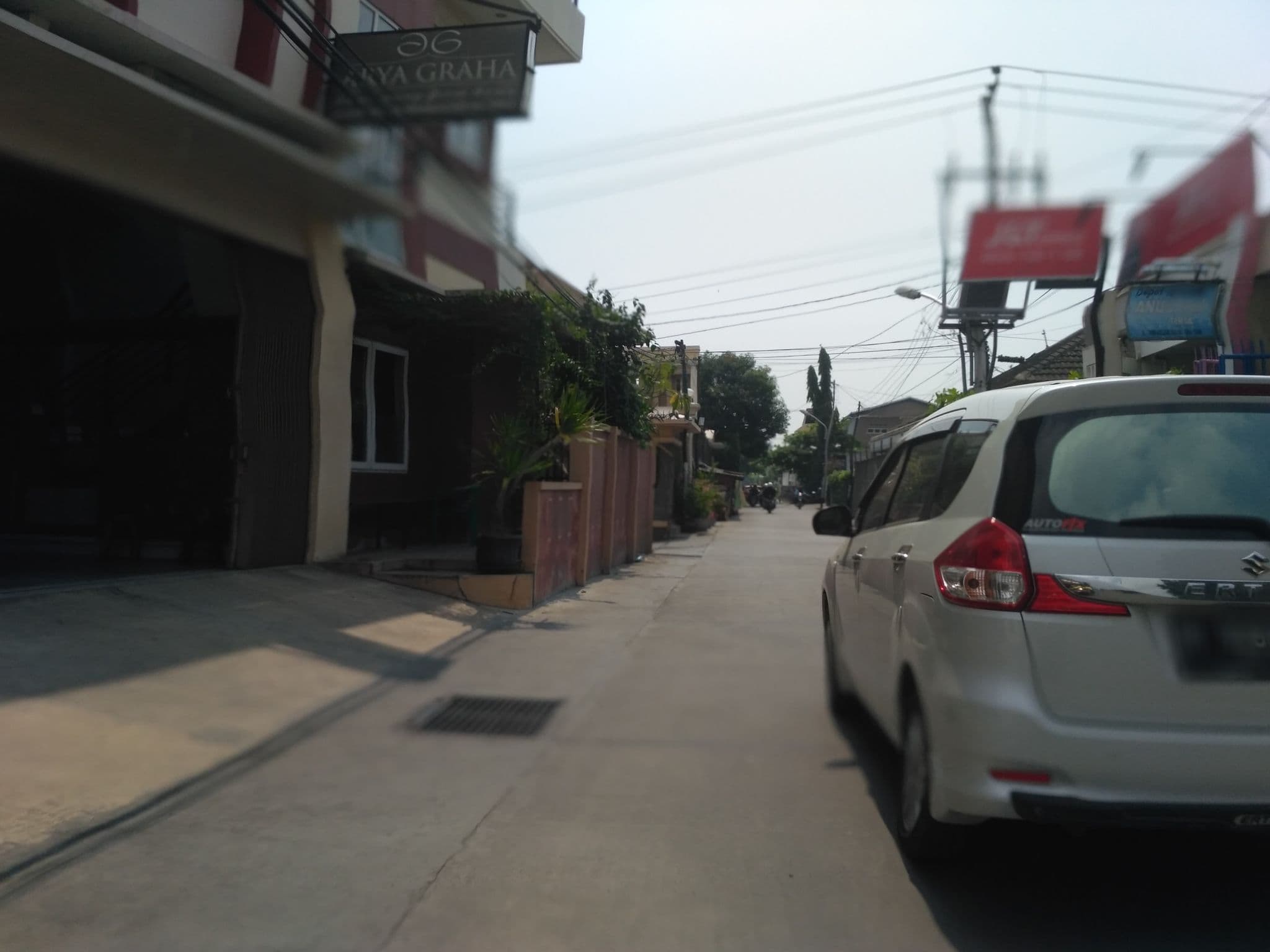 Street view near Hotel Arya Graha, Semarang — © nicolas_samosir (CC BY-SA · Mapillary)