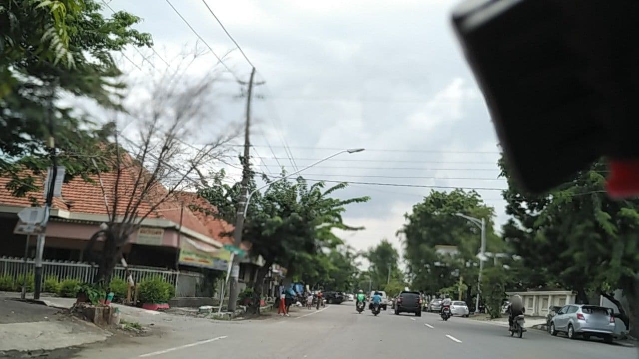 Street view near Eno Front One Hotel Semarang, Semarang — © medika (CC BY-SA · Mapillary)