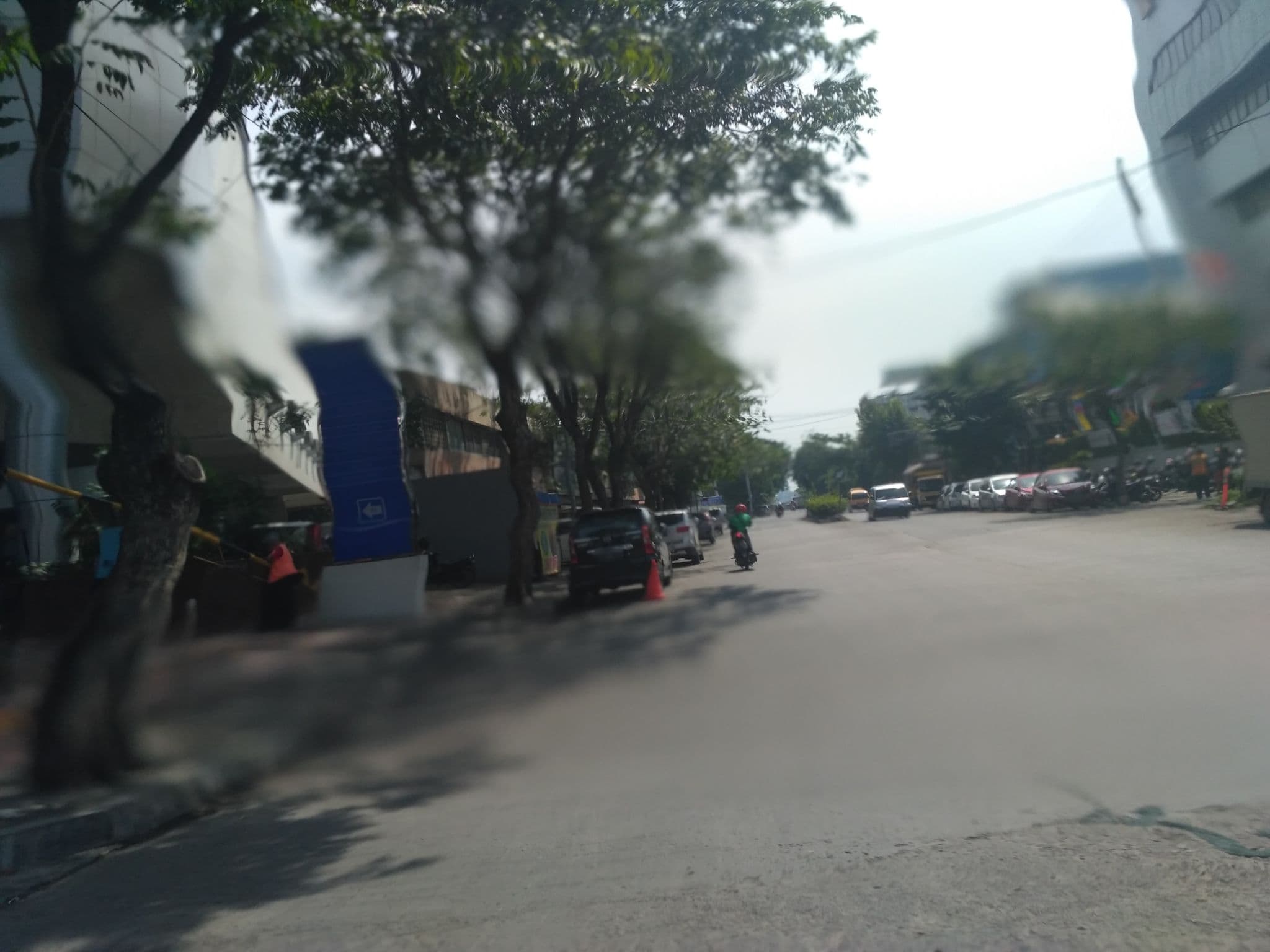 Street view near Golden City Hotel, Semarang — © nicolas_samosir (CC BY-SA · Mapillary)